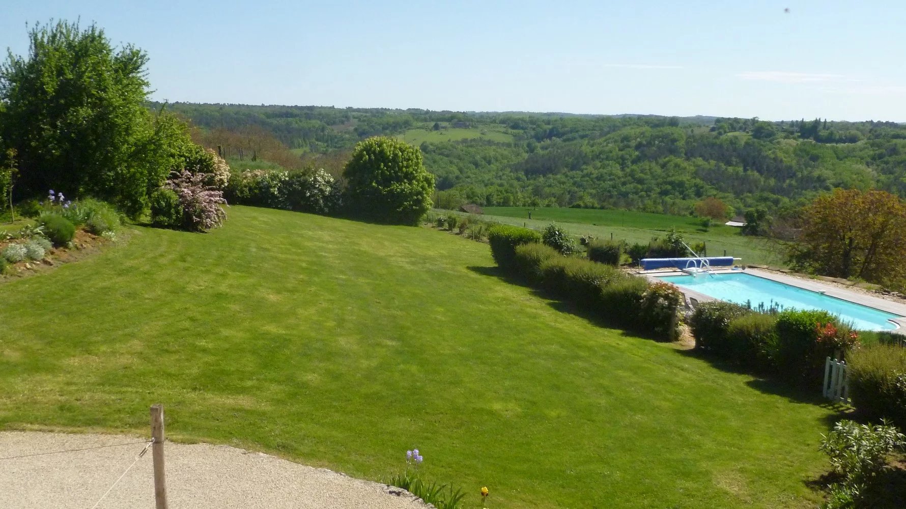 Wonderful character property with holiday home and apartment, Aquitaine – France – BVI83794