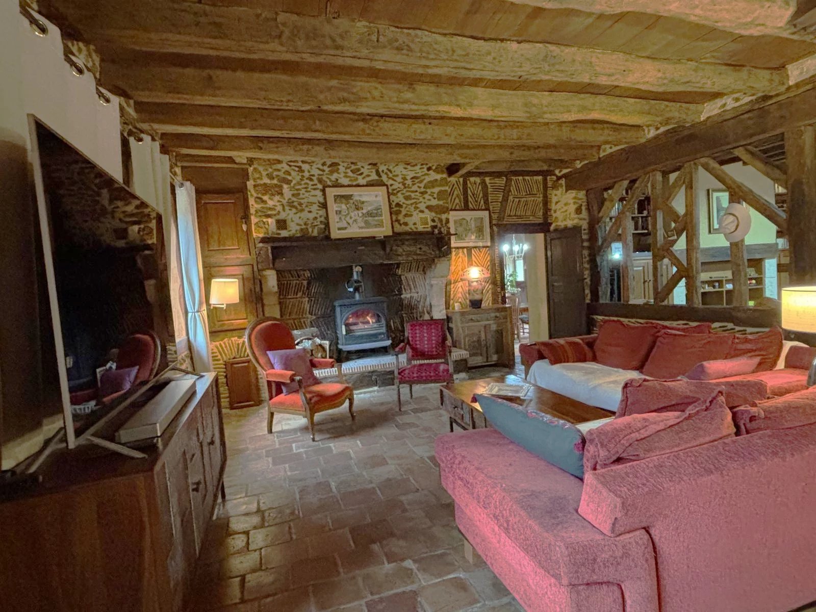 Immense stone house with pool in quiet location, Aquitaine – France – BVI83666