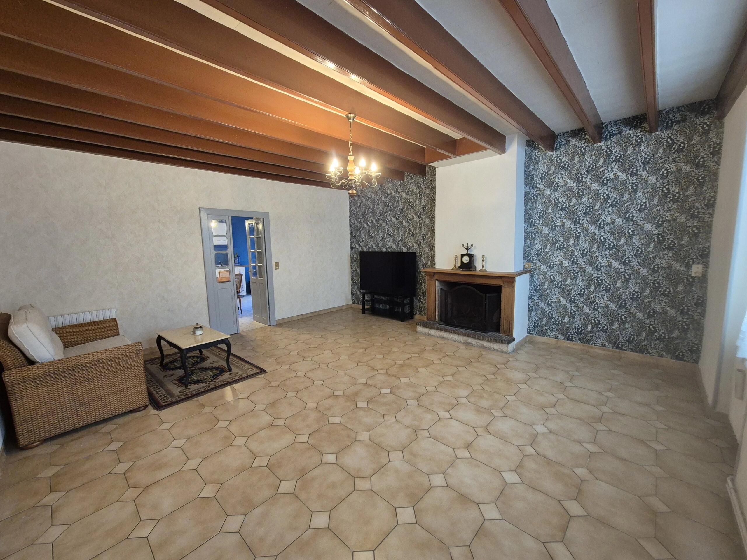 Large village house with garden and outbuildings, Midi-Pyrénées – France – BVI84220