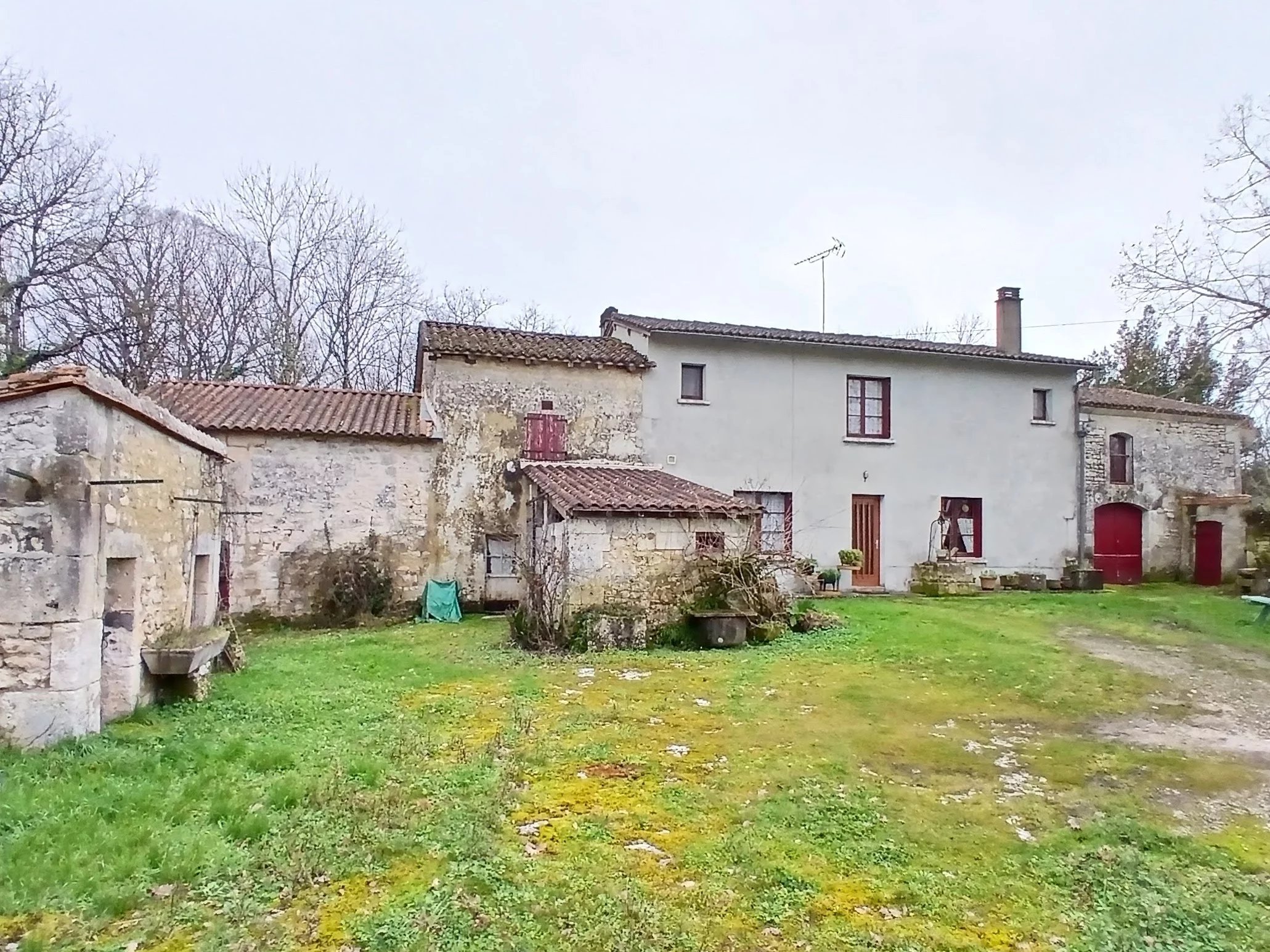 Old farm dwelling for renovation, Aquitaine – France – BVI84230