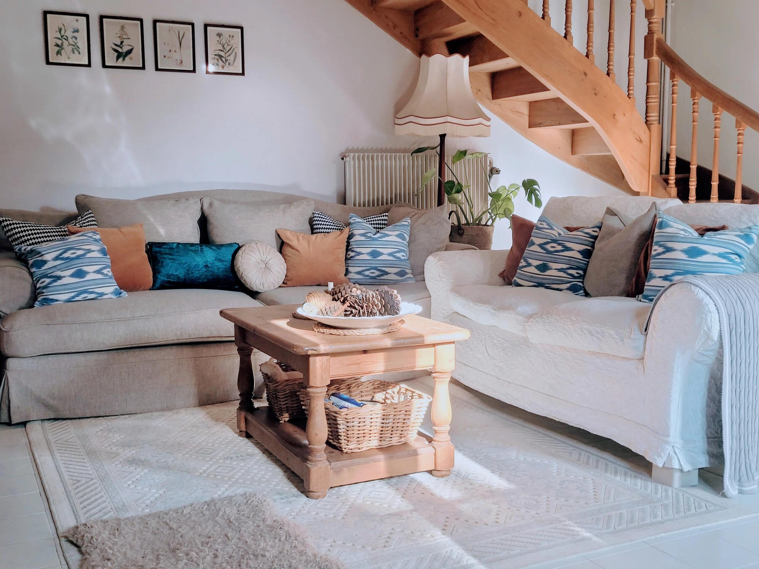 Traditional Stone village house, Poitou-Charentes – France – BVI84013