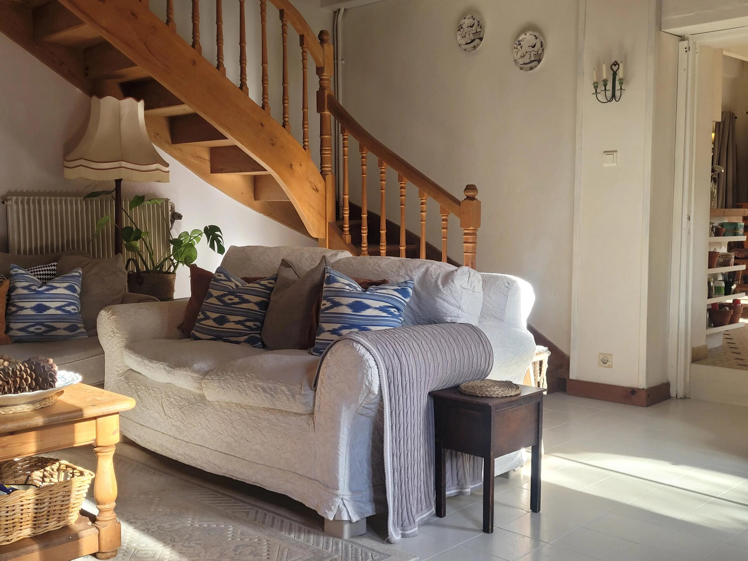 Traditional Stone village house, Poitou-Charentes – France – BVI84013