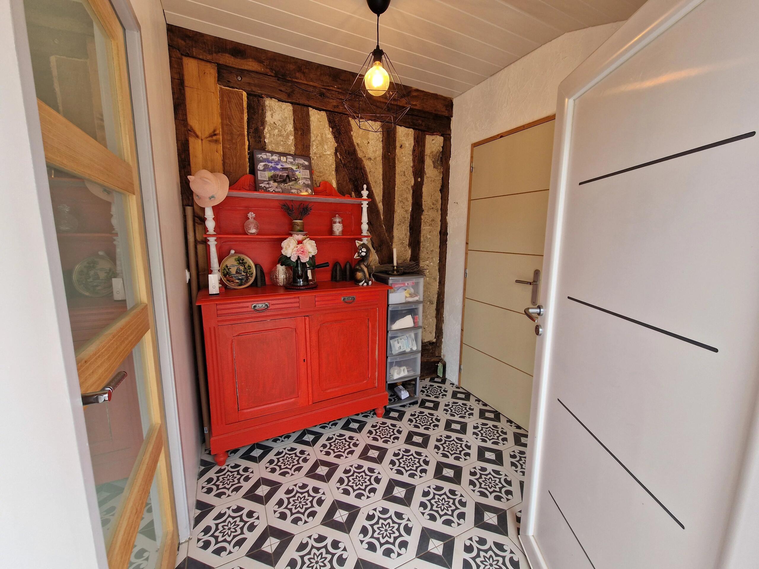 Charming Périgordine property with pool, set on 1.6 hectares just 3 km from Villeréal, Aquitaine – France – BVI84045