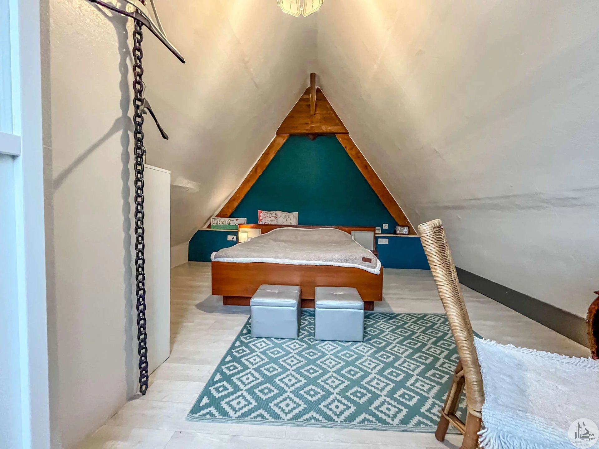 Charming Périgordine property with pool, set on 1.6 hectares just 3 km from Villeréal, Aquitaine – France – BVI84045