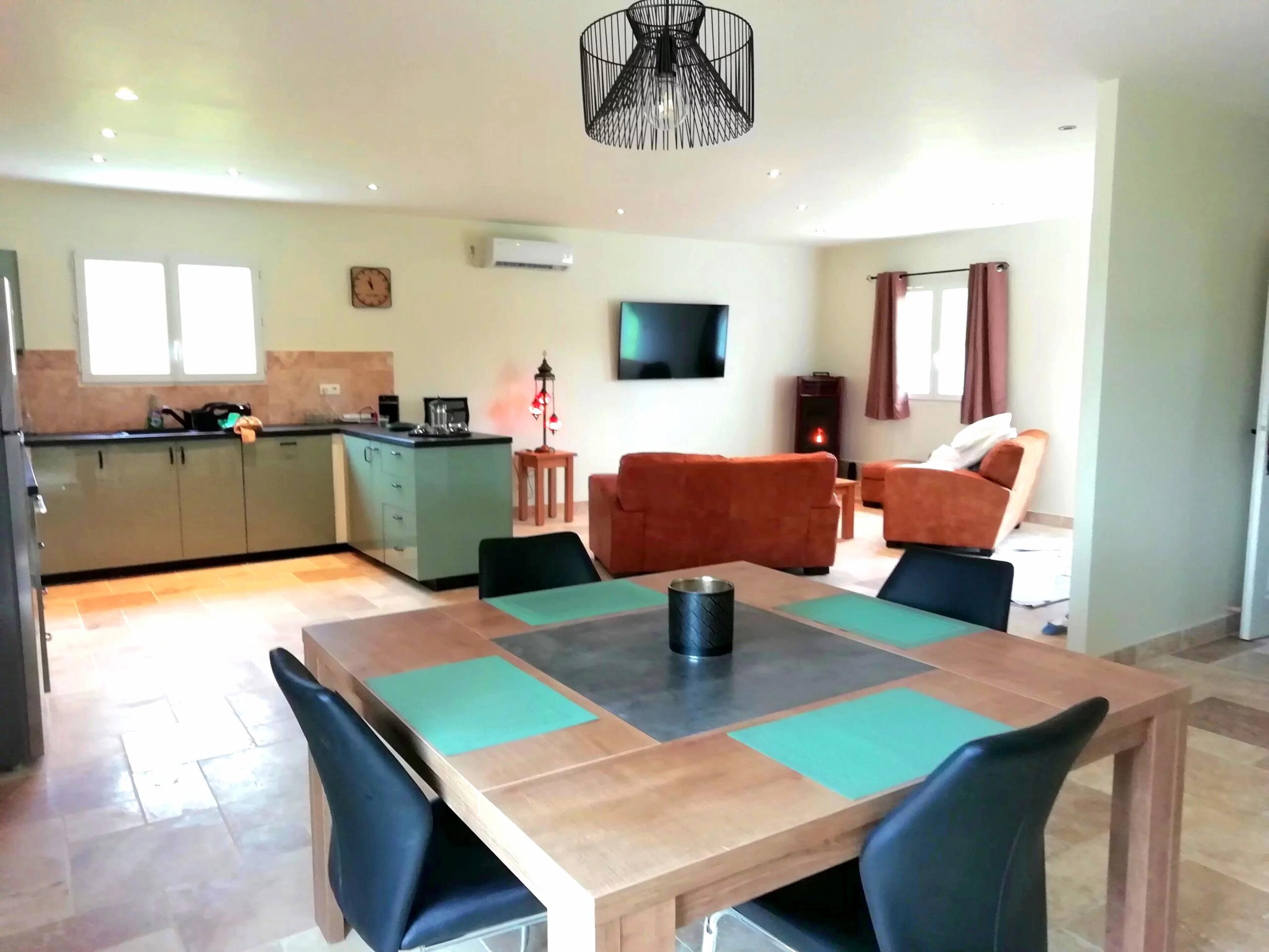 Beautiful modern bungalow – walkable to Eymet, Aquitaine – France – BVI81048