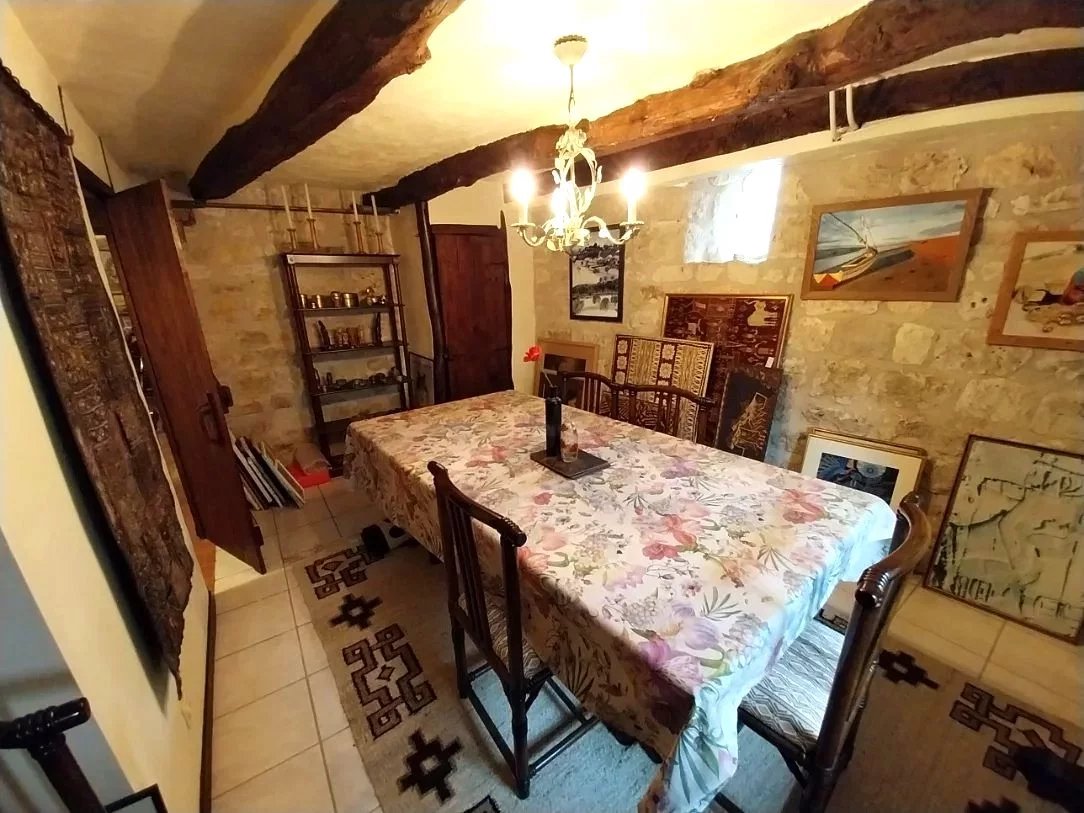 Beautiful stone house with swimming pool, near Cordes-sur-Ciel, Midi-Pyrénées – France – BVI84136