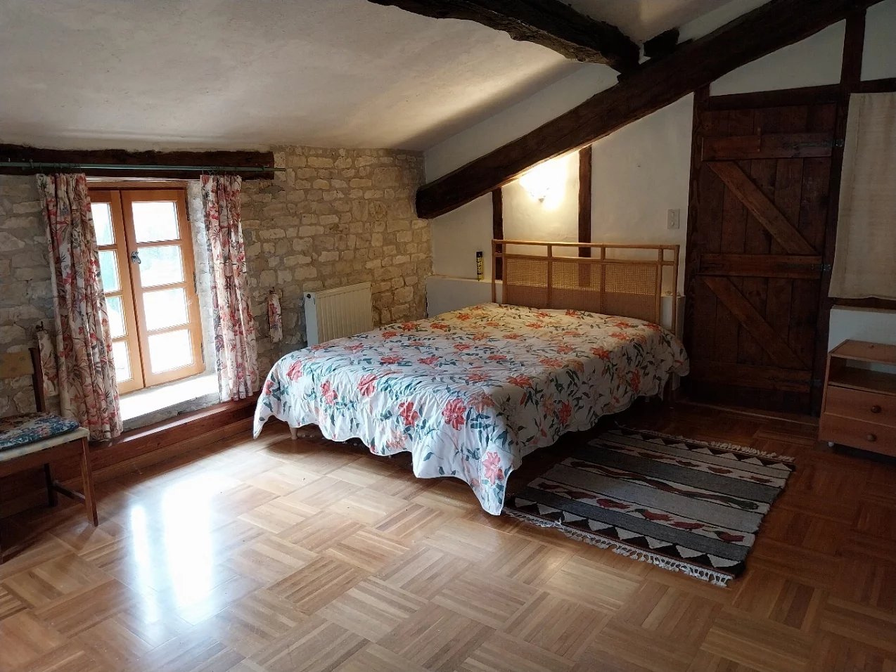 Beautiful stone house with swimming pool, near Cordes-sur-Ciel, Midi-Pyrénées – France – BVI84136