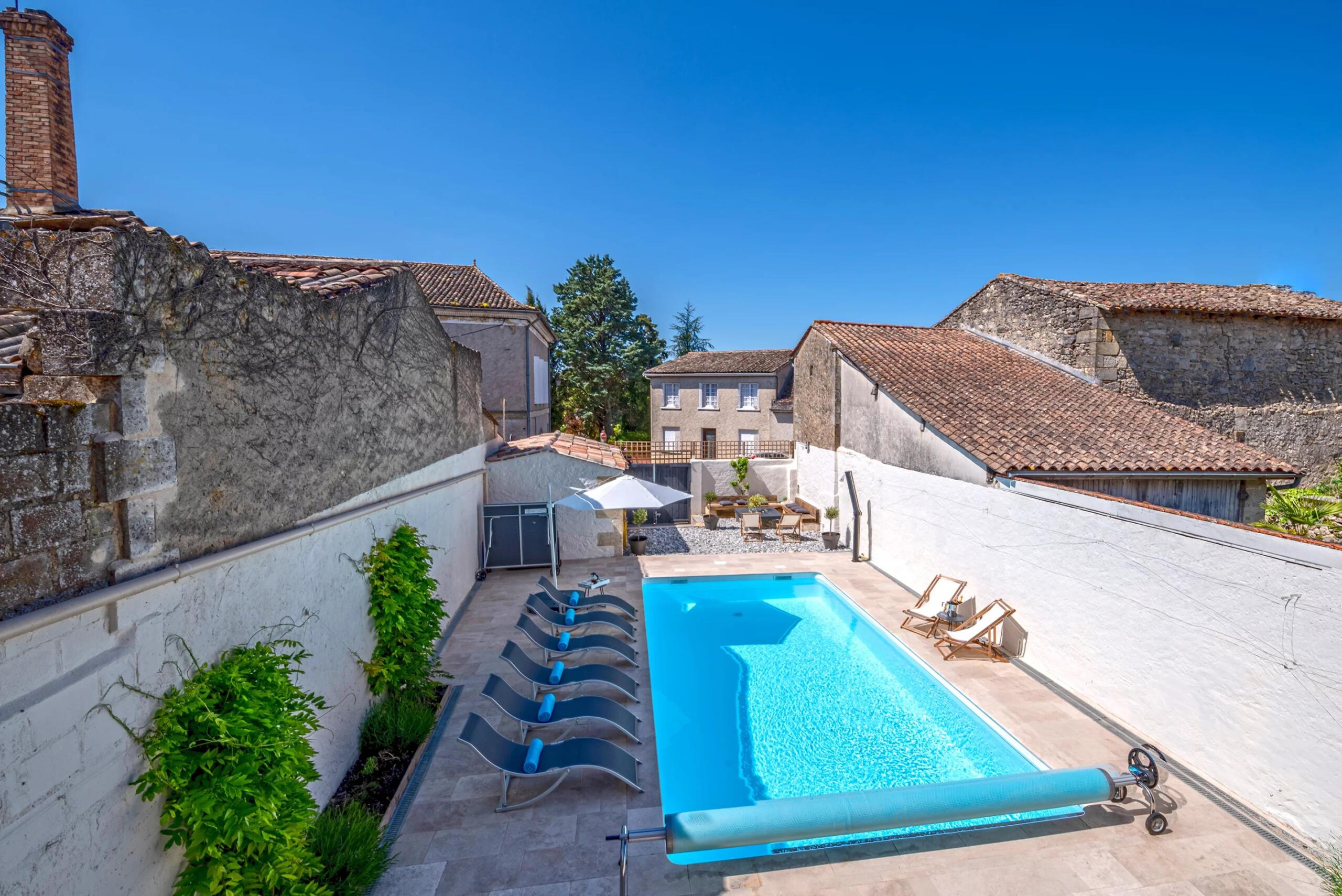 Beautifully renovated Village house, Aquitaine – France – BVI60020