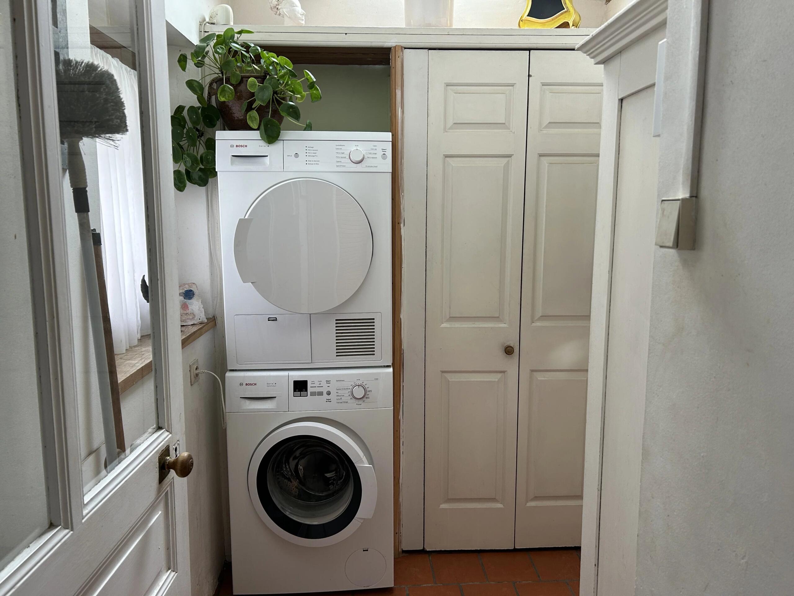 Large family home with numerous outbuildings and business potential, Limousin – France – BVI84131