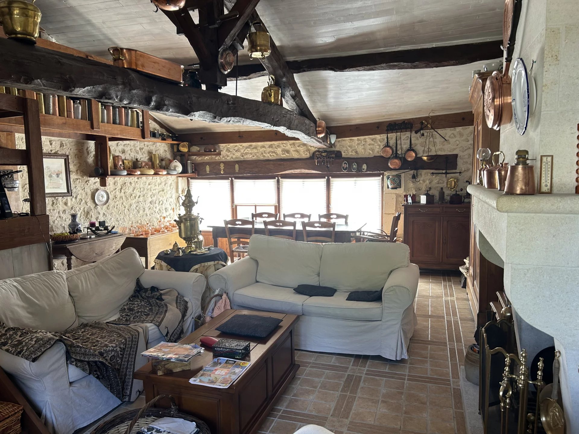 Charming Country Retreat with Pool and Barn, Poitou-Charentes – France – BVI81901