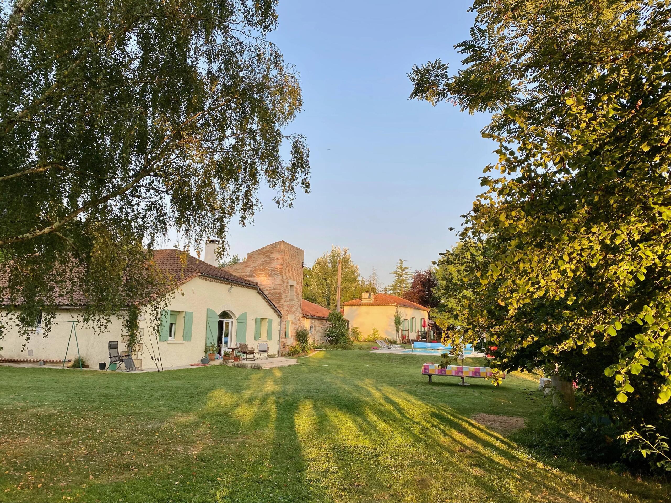 Riverside Estate with Gites on the River Lot, Aquitaine – France – BVI84106