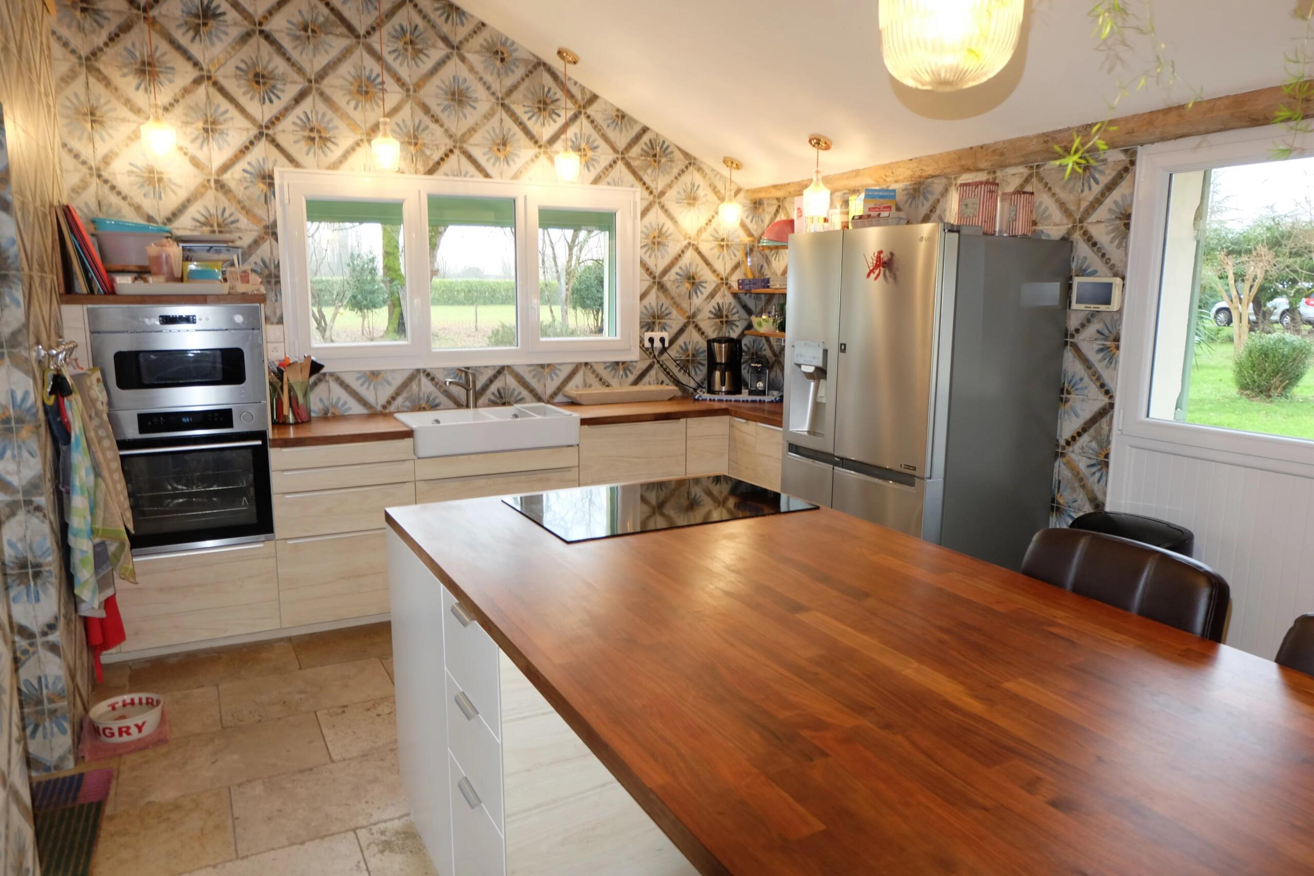 Riverside Estate with Gites on the River Lot, Aquitaine – France – BVI84106