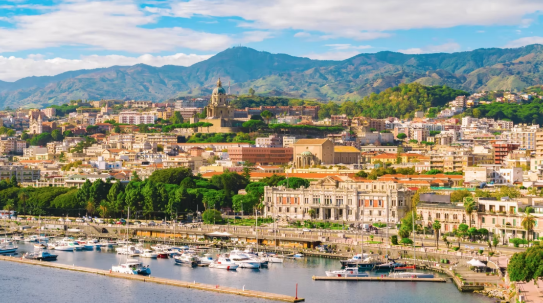 Front Line Sea View Apartment in Messina, Sicily – Spread the balance over 10 years