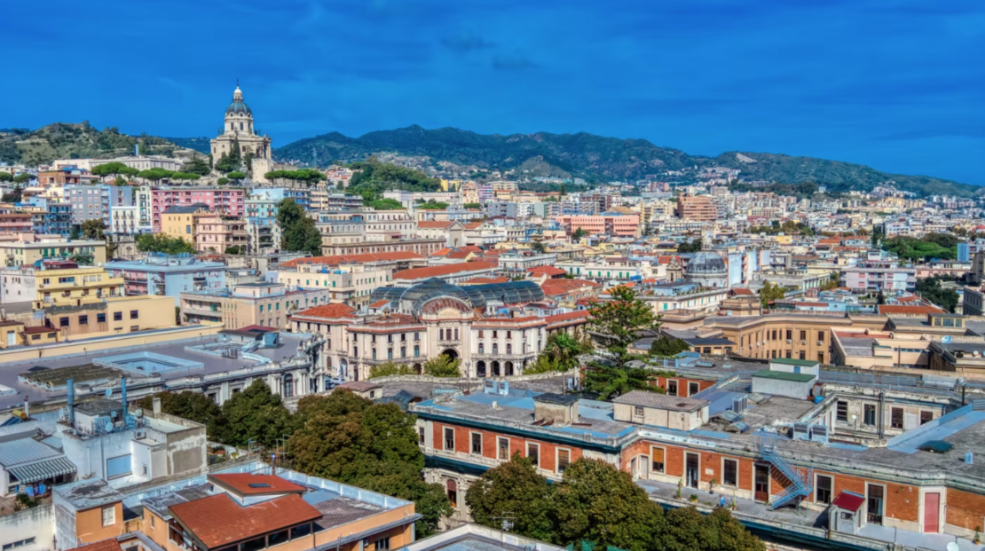 Front Line Sea View Apartment in Messina, Sicily – Spread the balance over 10 years