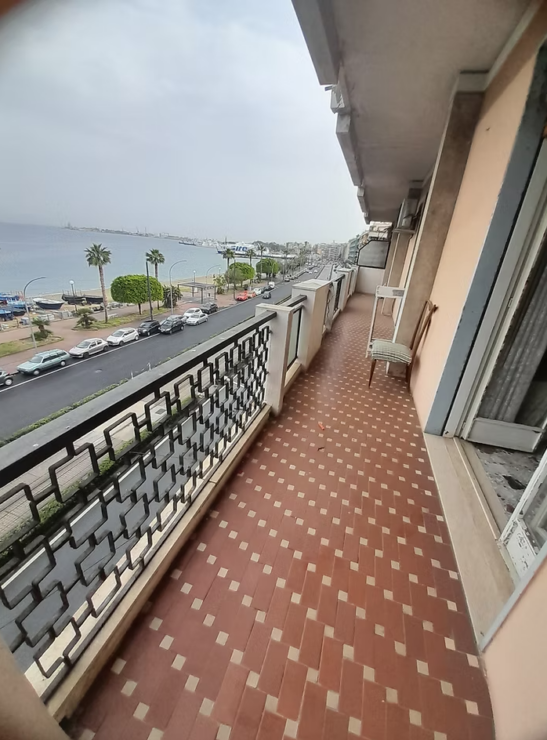 Front Line Sea View Apartment in Messina, Sicily – Spread the balance over 10 years
