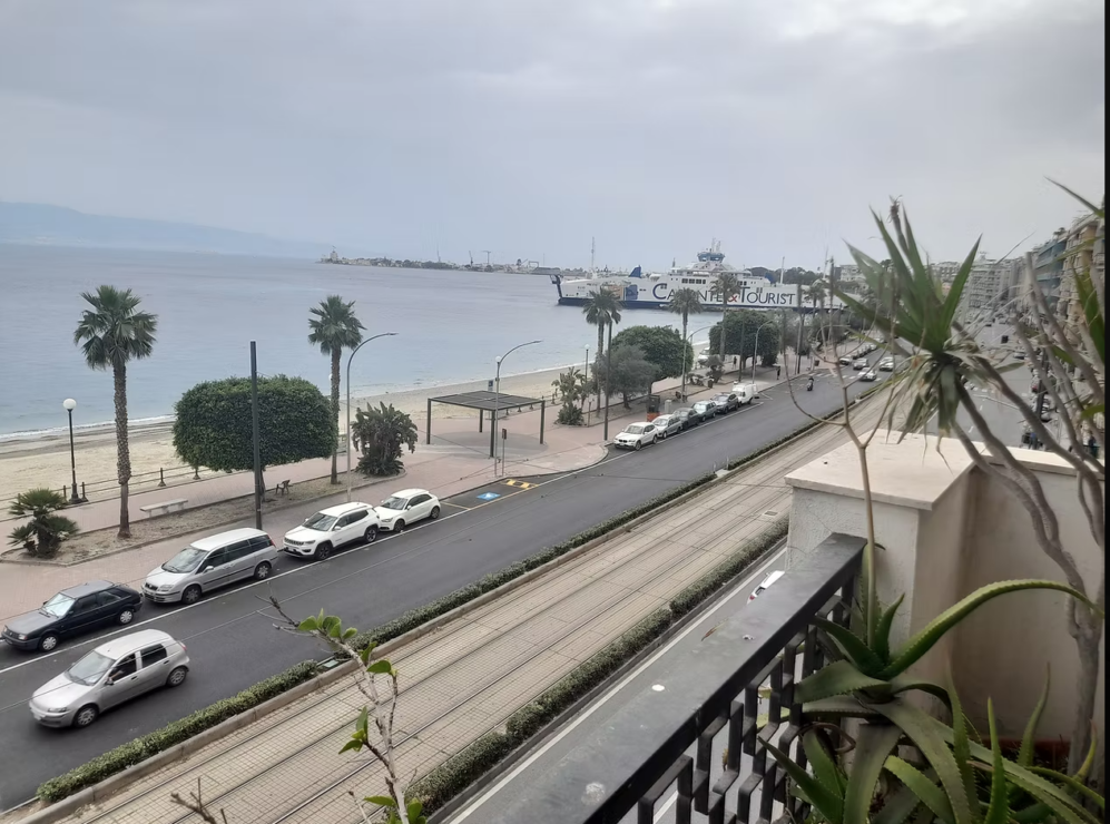 Front Line Sea View Apartment in Messina, Sicily – Spread the balance over 10 years