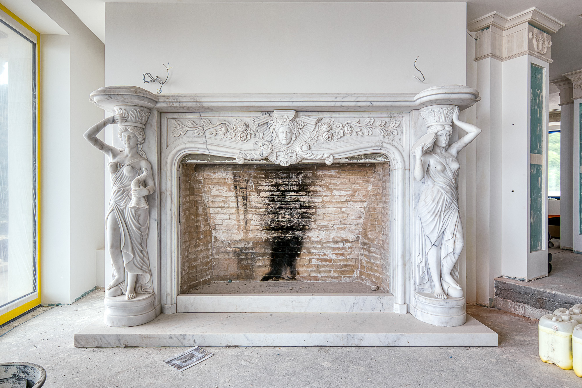 World-Class Coastal Villa – Adriatic Elegance & Privacy