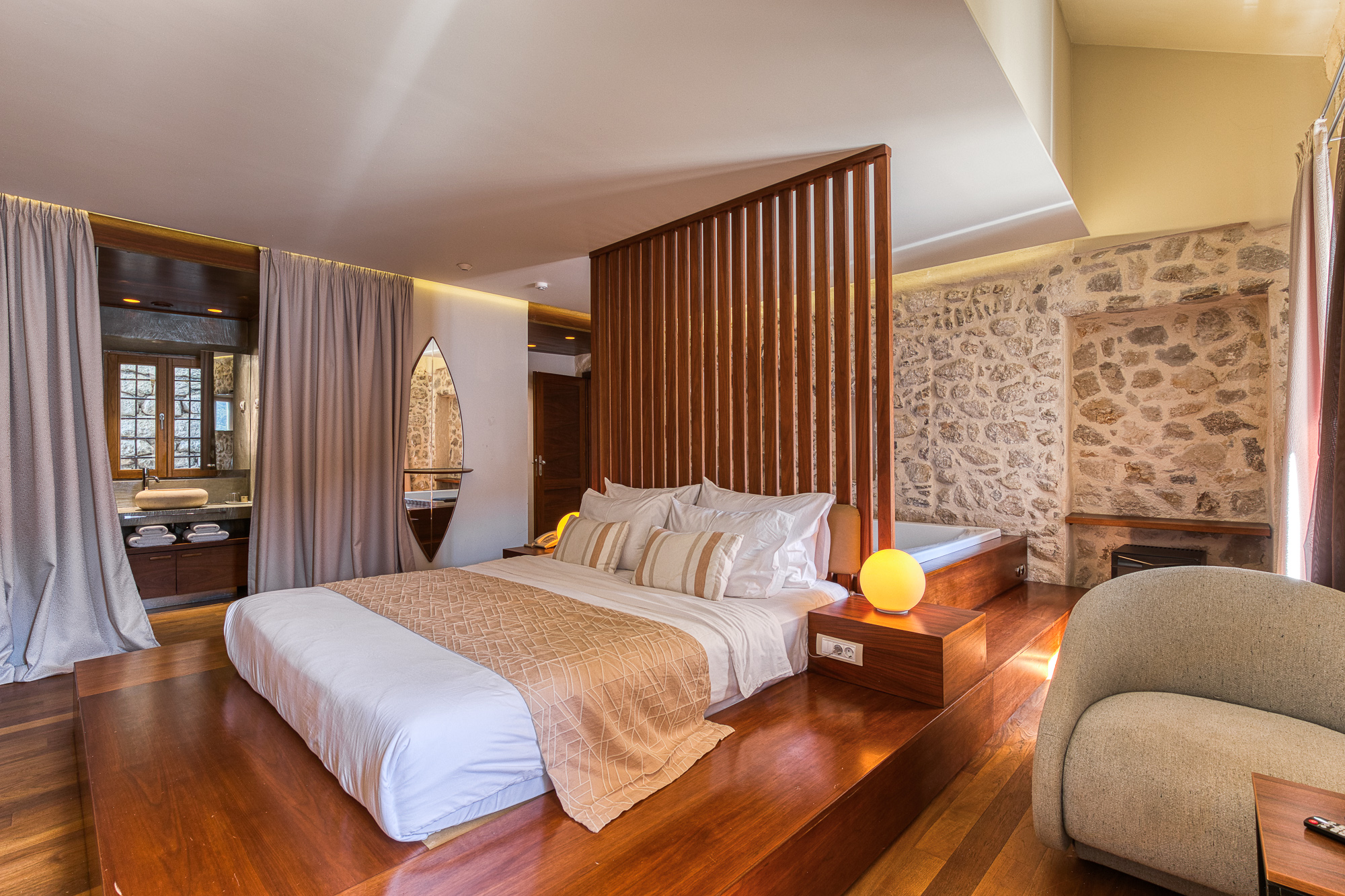 Luxury Villa with Panoramic Sea View – Elegance and Comfort Combined