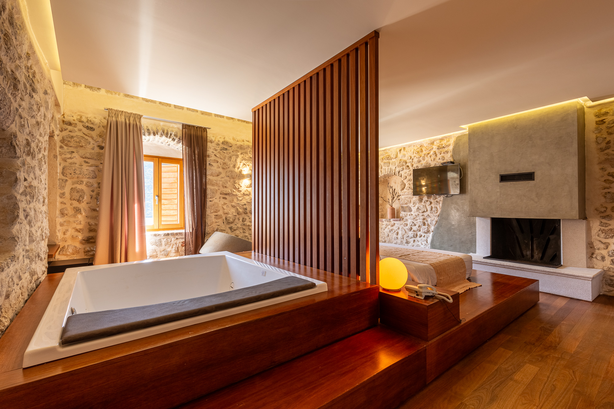 Luxury Villa with Panoramic Sea View – Elegance and Comfort Combined