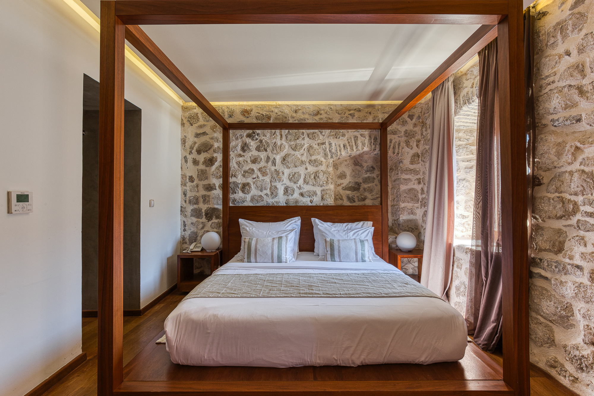 Luxury Villa with Panoramic Sea View – Elegance and Comfort Combined