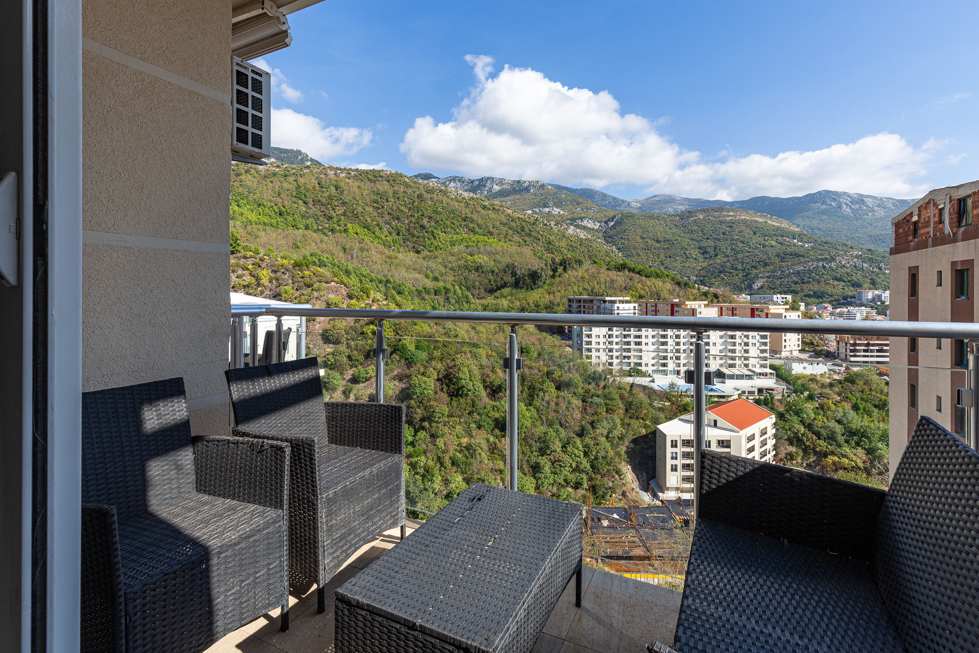 A seaview apartment in Becici