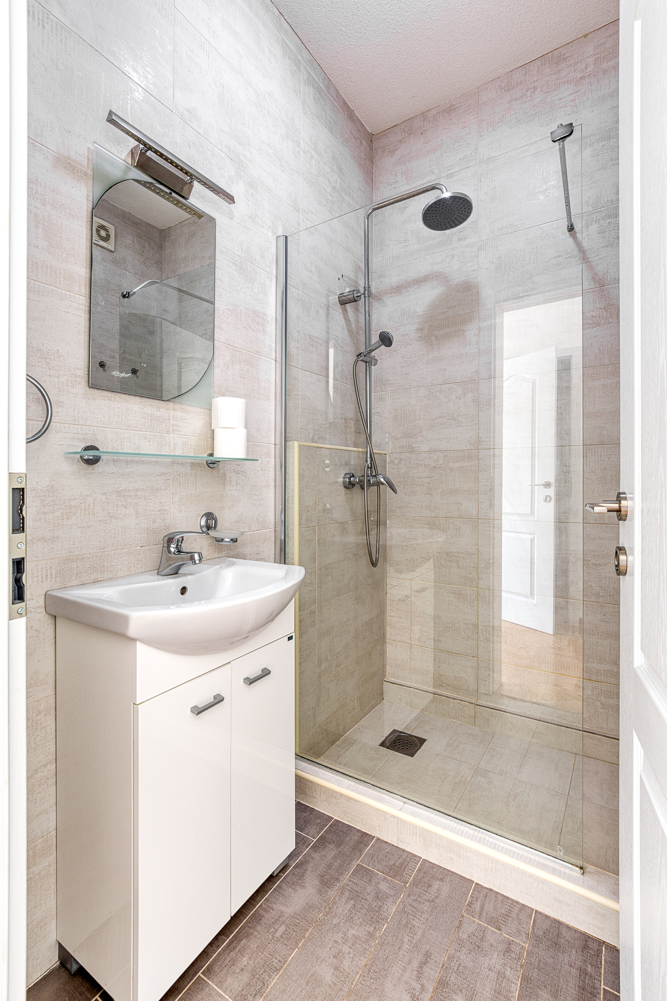 A seaview apartment in Becici