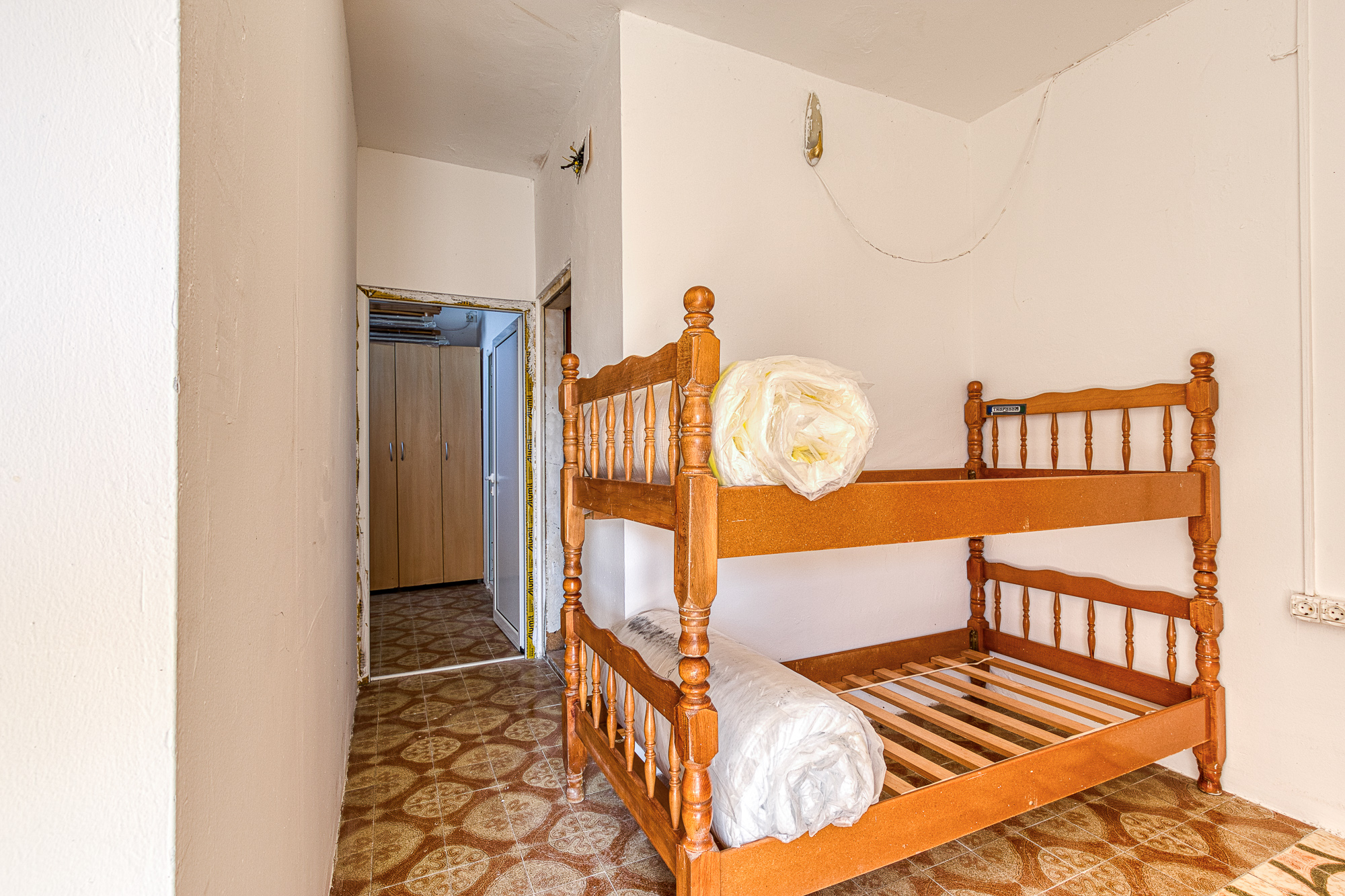 House for sale in Pržno, near Sveti Stefan – prime location.