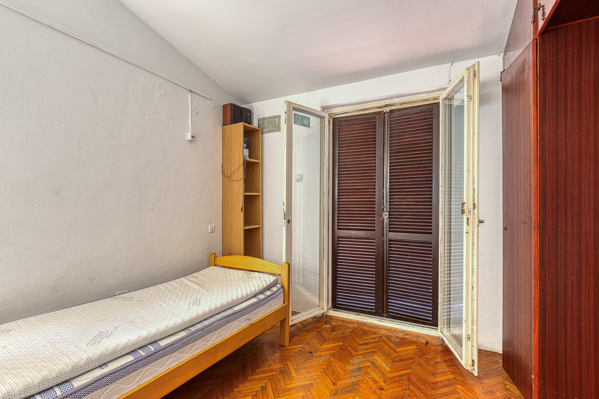 House for sale in Pržno, near Sveti Stefan – prime location.