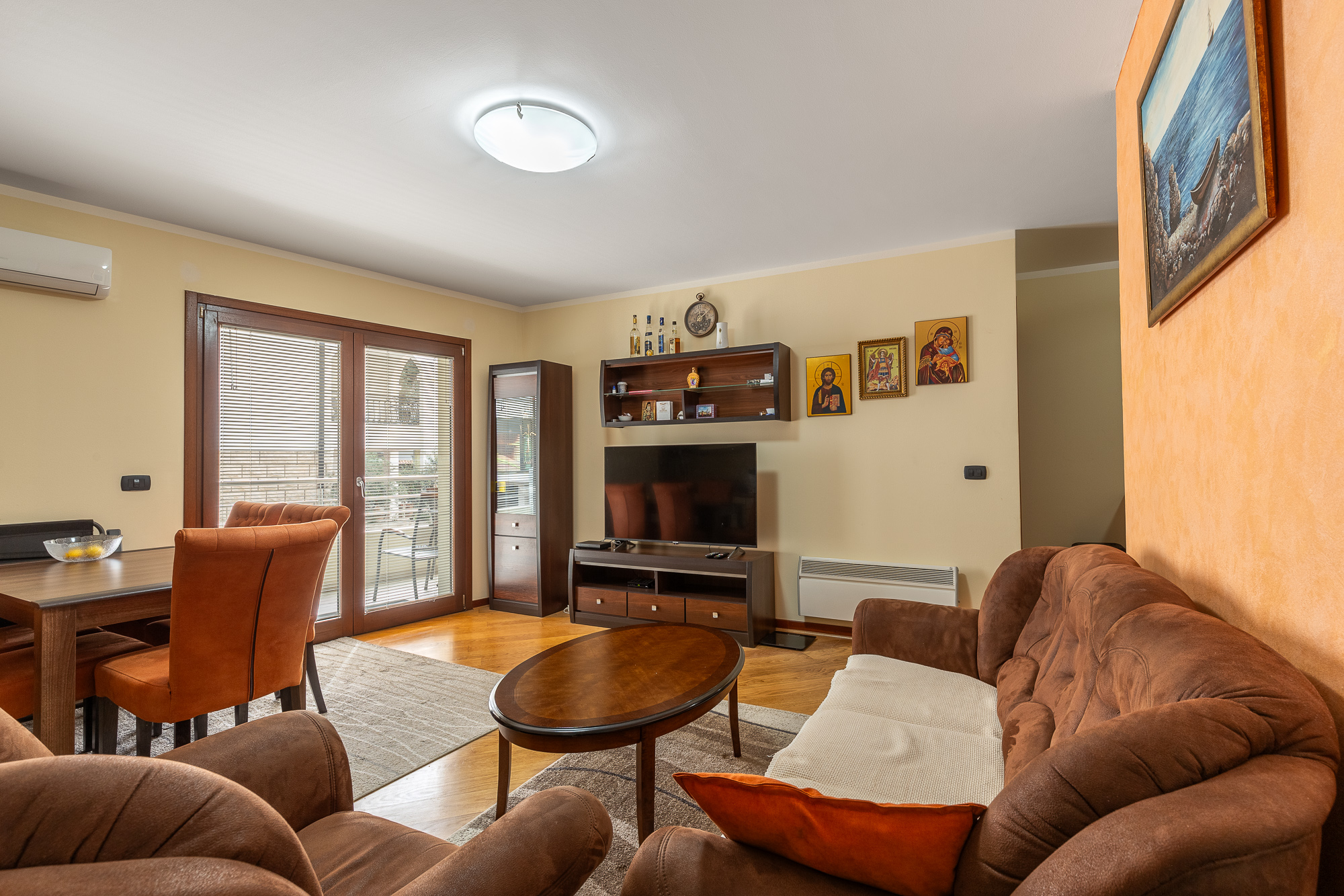 6752 Two apartments of 57 m² each in Rafailovići, first line