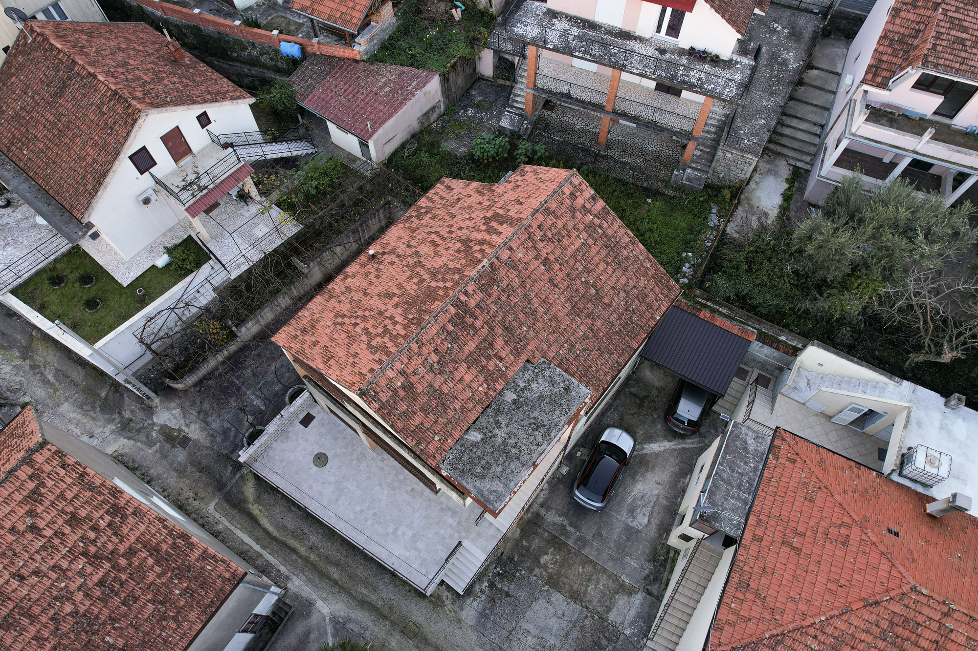 HOUSE FOR SALE – 270 m² – EXCEPTIONAL OPPORTUNITY IN PRČANJ!