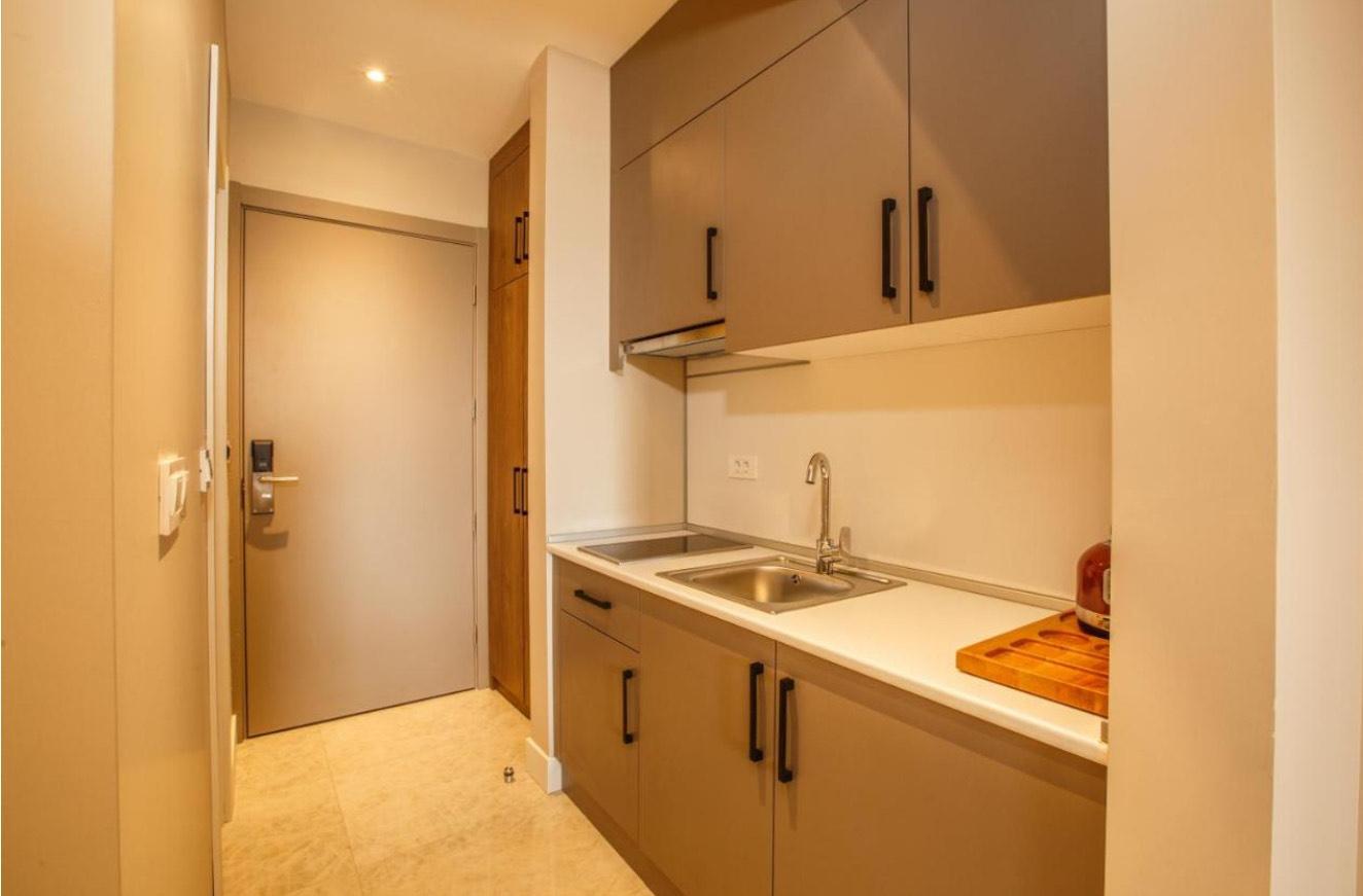 EXCLUSIVE OFFER — LUXURY STUDIO IN MONTENEGRO