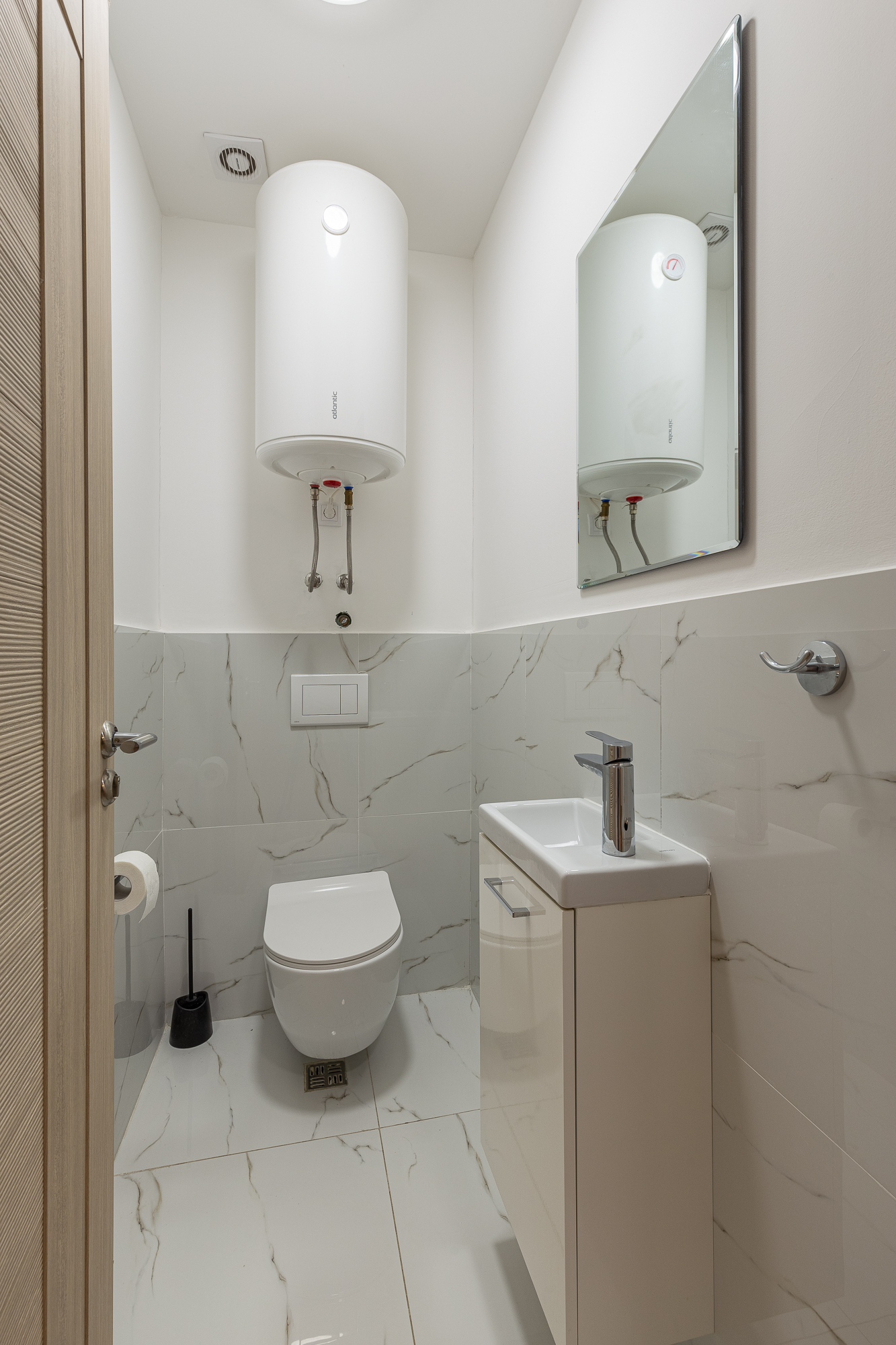 One-Bedroom Apartment in Bečići – Fully Furnished!