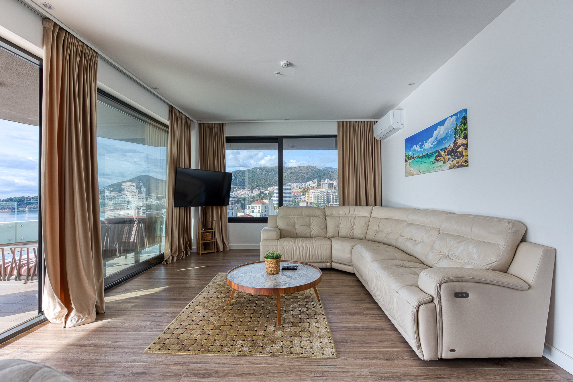 For sale: an exclusive, fully furnished luxury apartment with a spacious terrace.