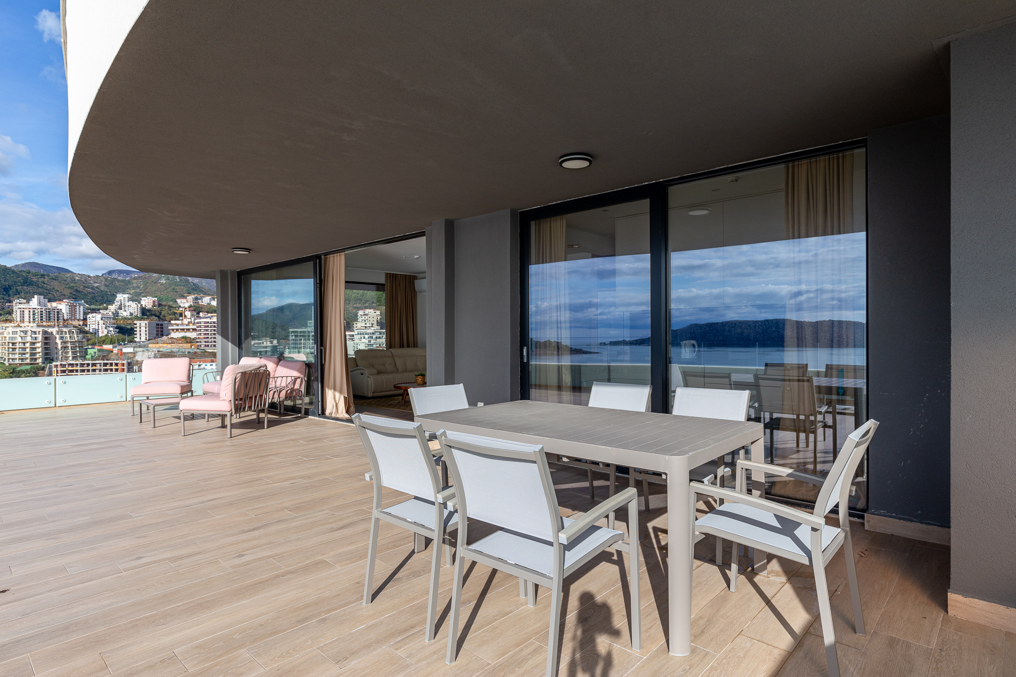 For sale: an exclusive, fully furnished luxury apartment with a spacious terrace.