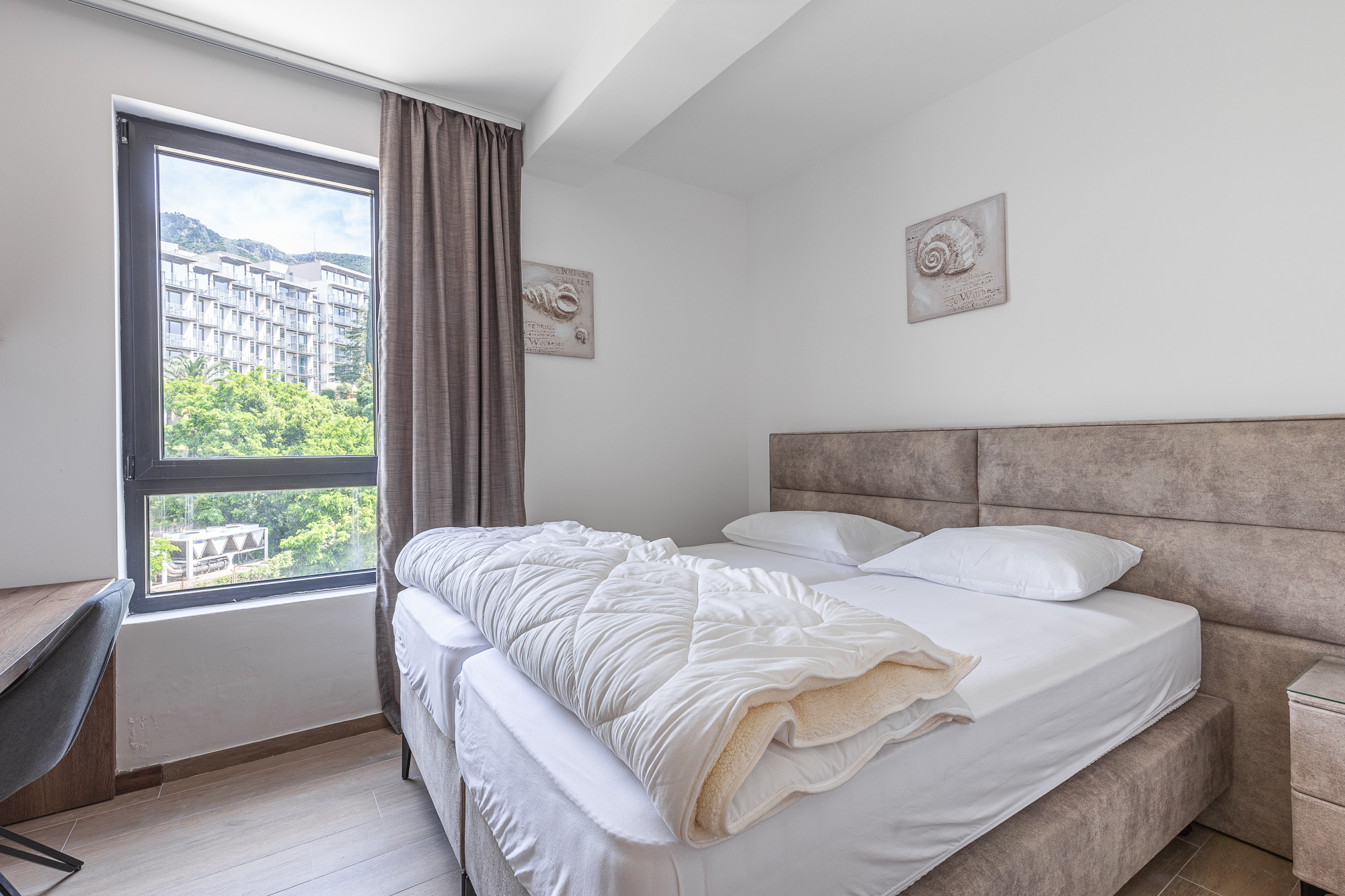 Apartment on the 1st floor, 81 m², with 2 bedrooms and 2 bathrooms