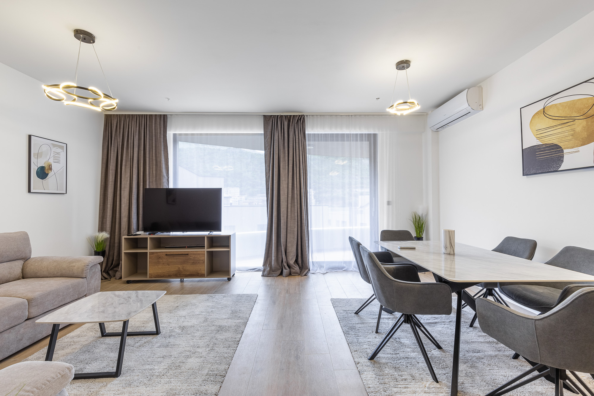 Apartment on the 2nd floor, 81 m², with 2 bedrooms and 2 bathrooms