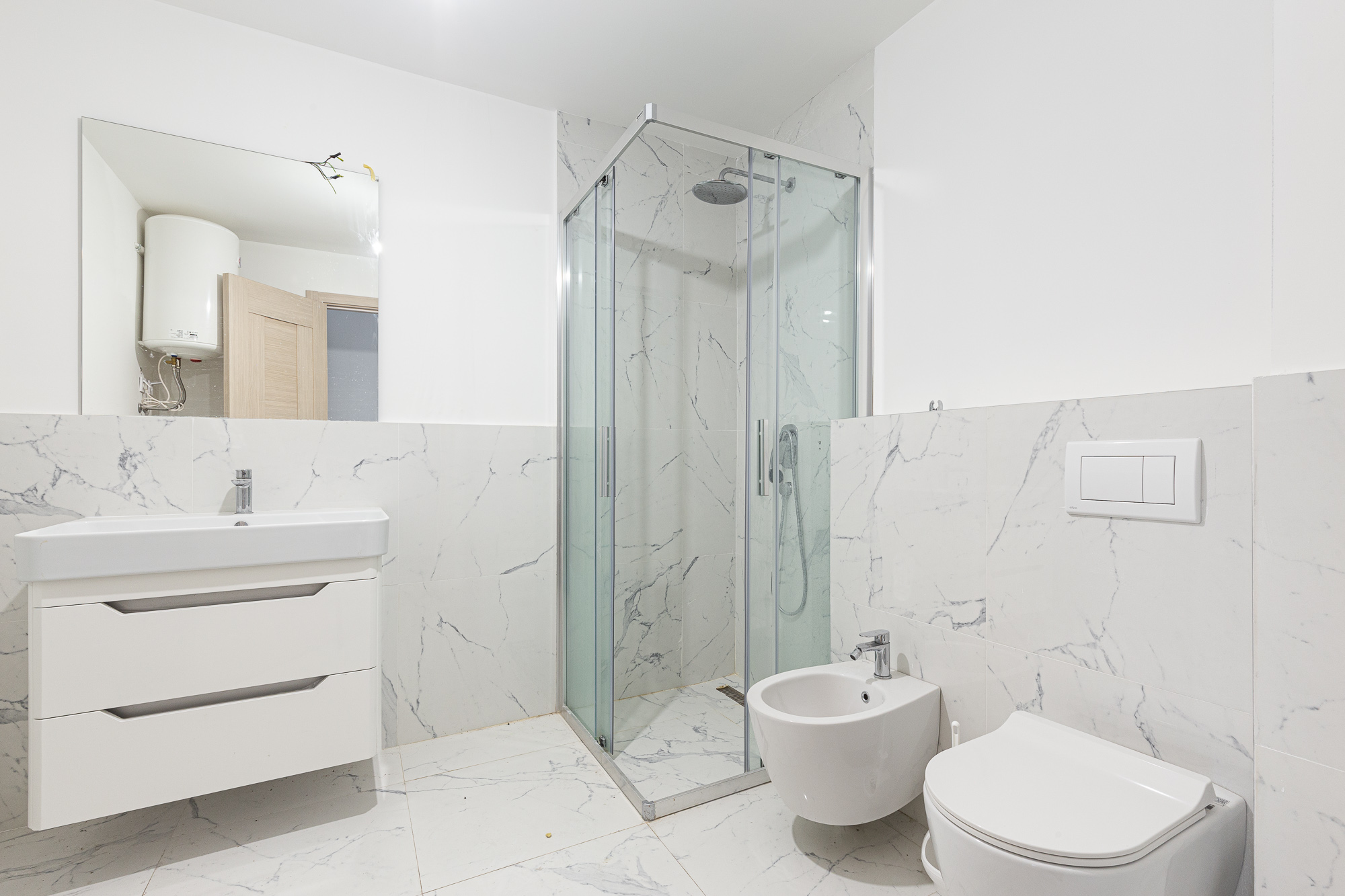 Apartment in Rafailovići, with a total area of 127 m² plus a 13 m² terrace.