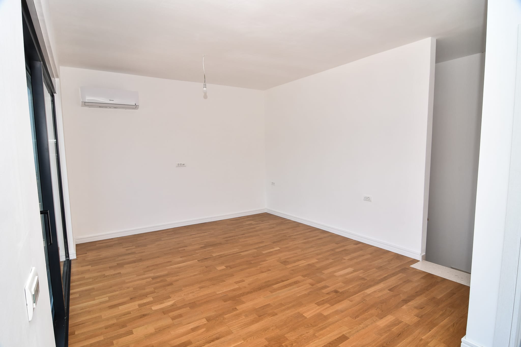 Luxury Newly Built Villa with Panoramic Sea Views – Budva