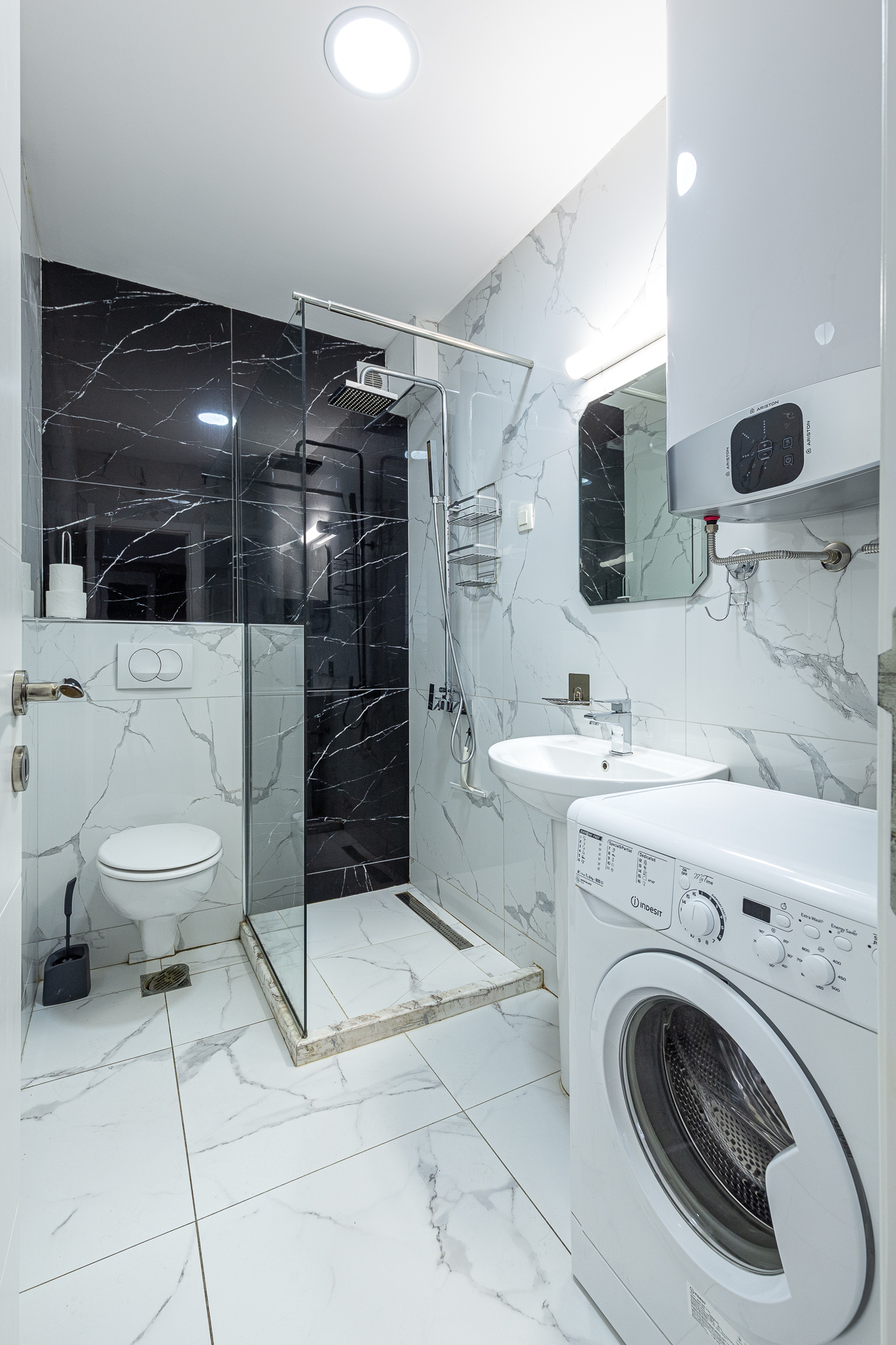 A bright and comfortable 65 m² apartment in Rafailovići