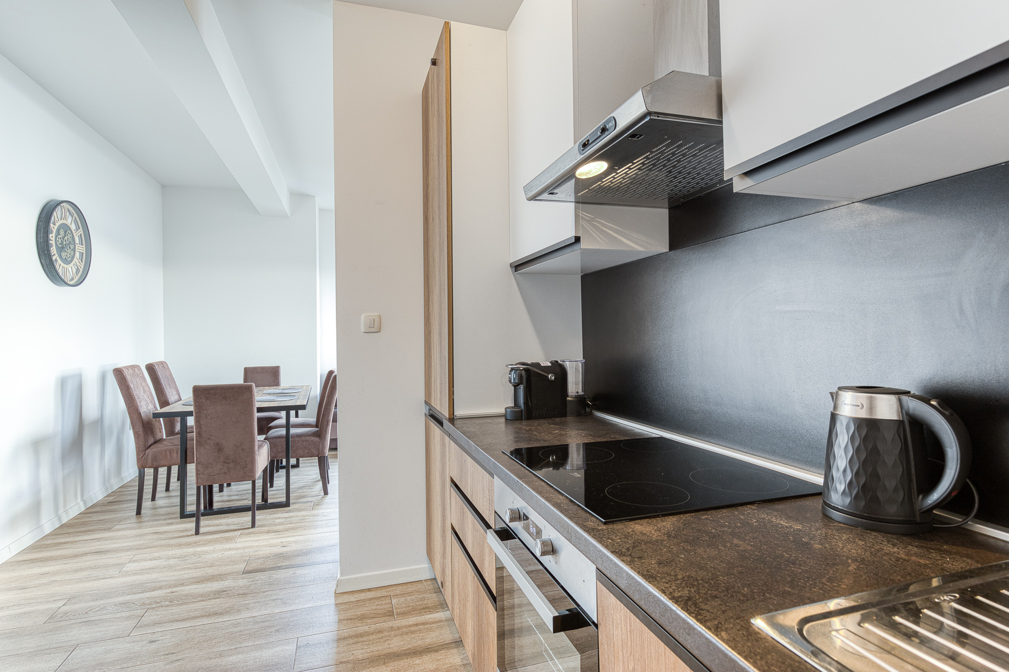 A bright and comfortable 65 m² apartment in Rafailovići