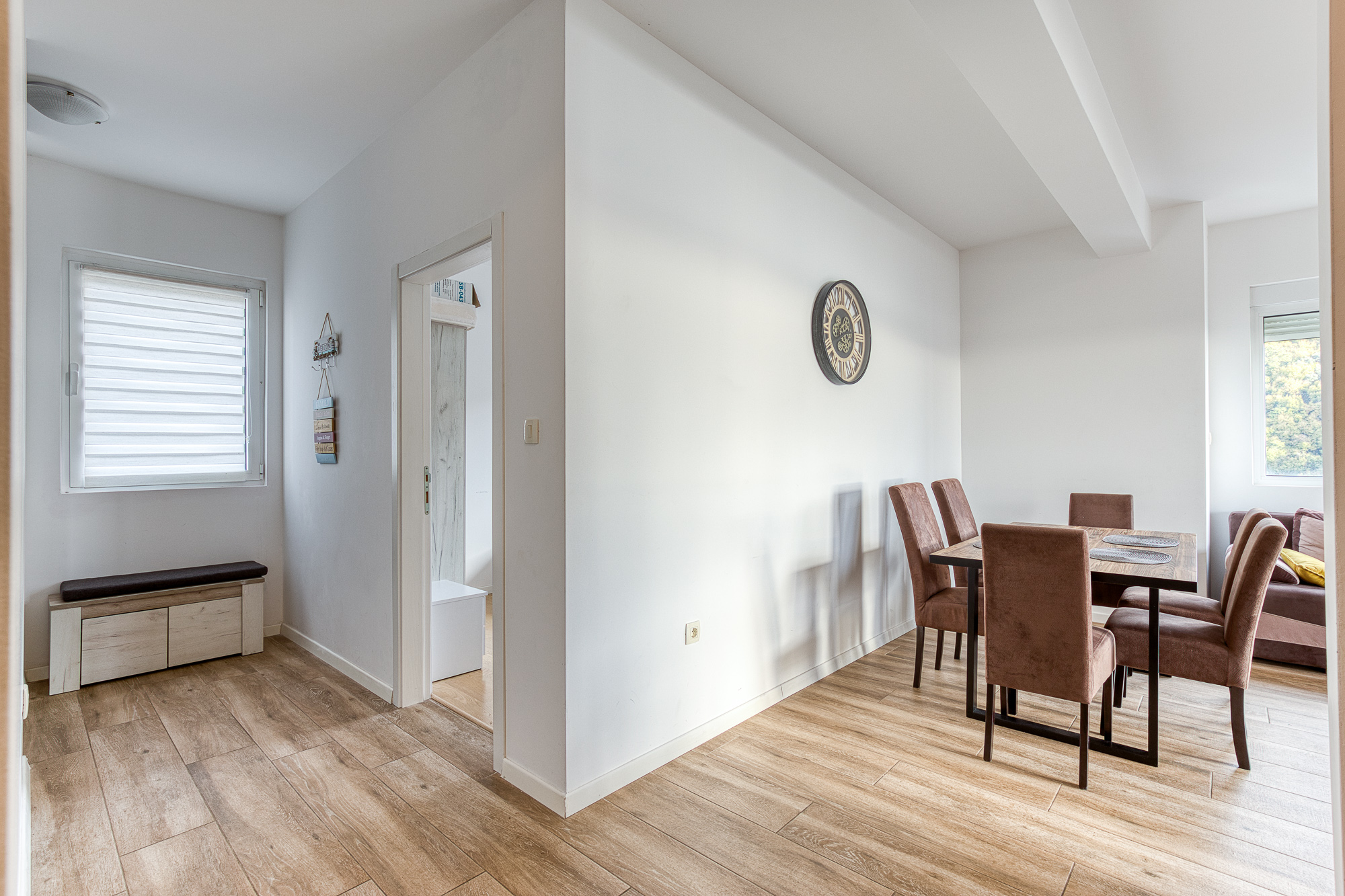 A bright and comfortable 65 m² apartment in Rafailovići
