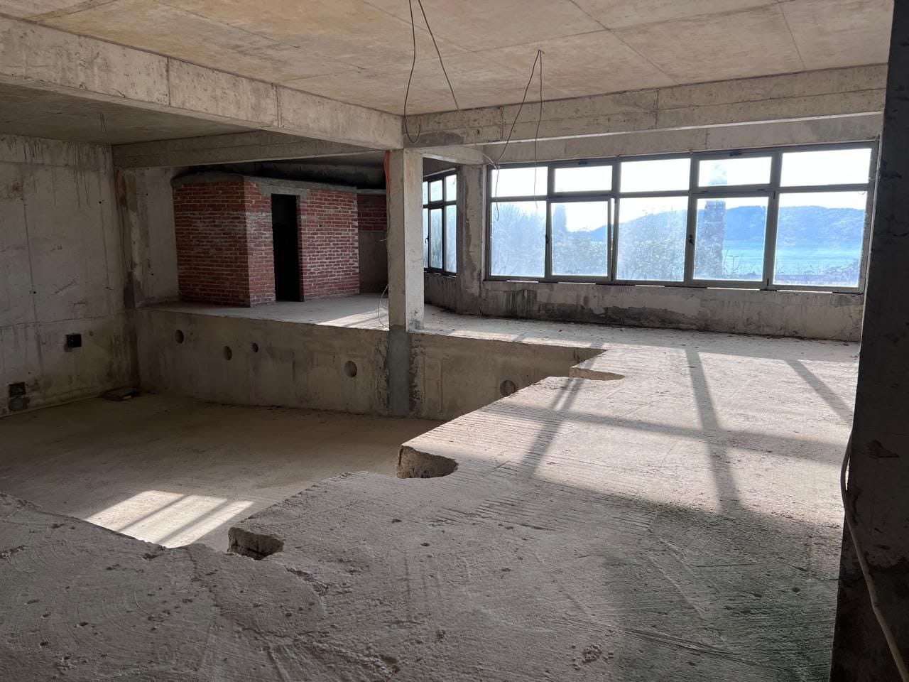 Commercial Property by the Sea in a New Residential Complex