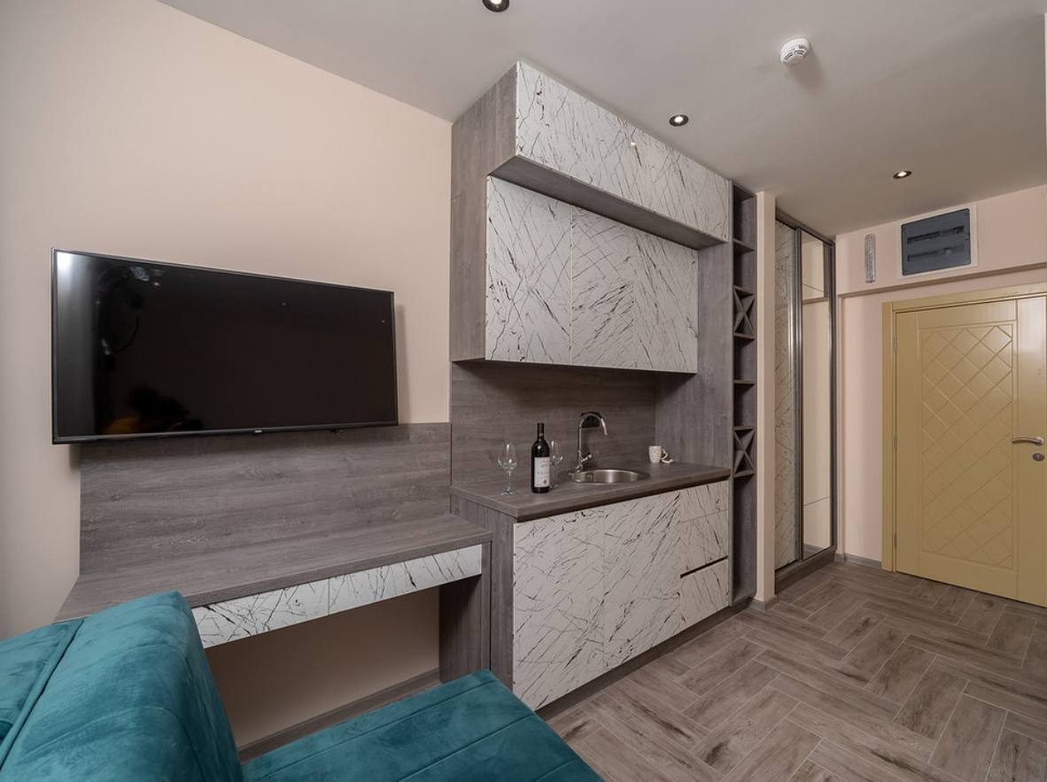 FOR SALE / PARTNERSHIP – HOTEL IN A PRIME LOCATION