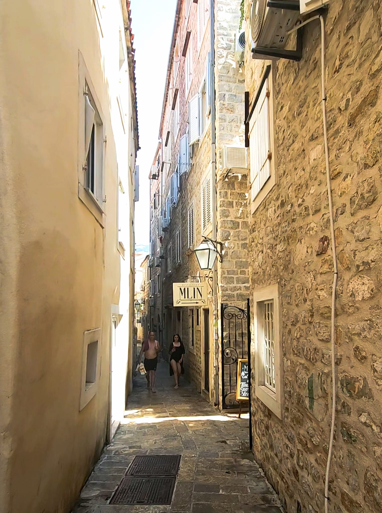 APARTMENT FOR SALE – OLD TOWN BUDVA