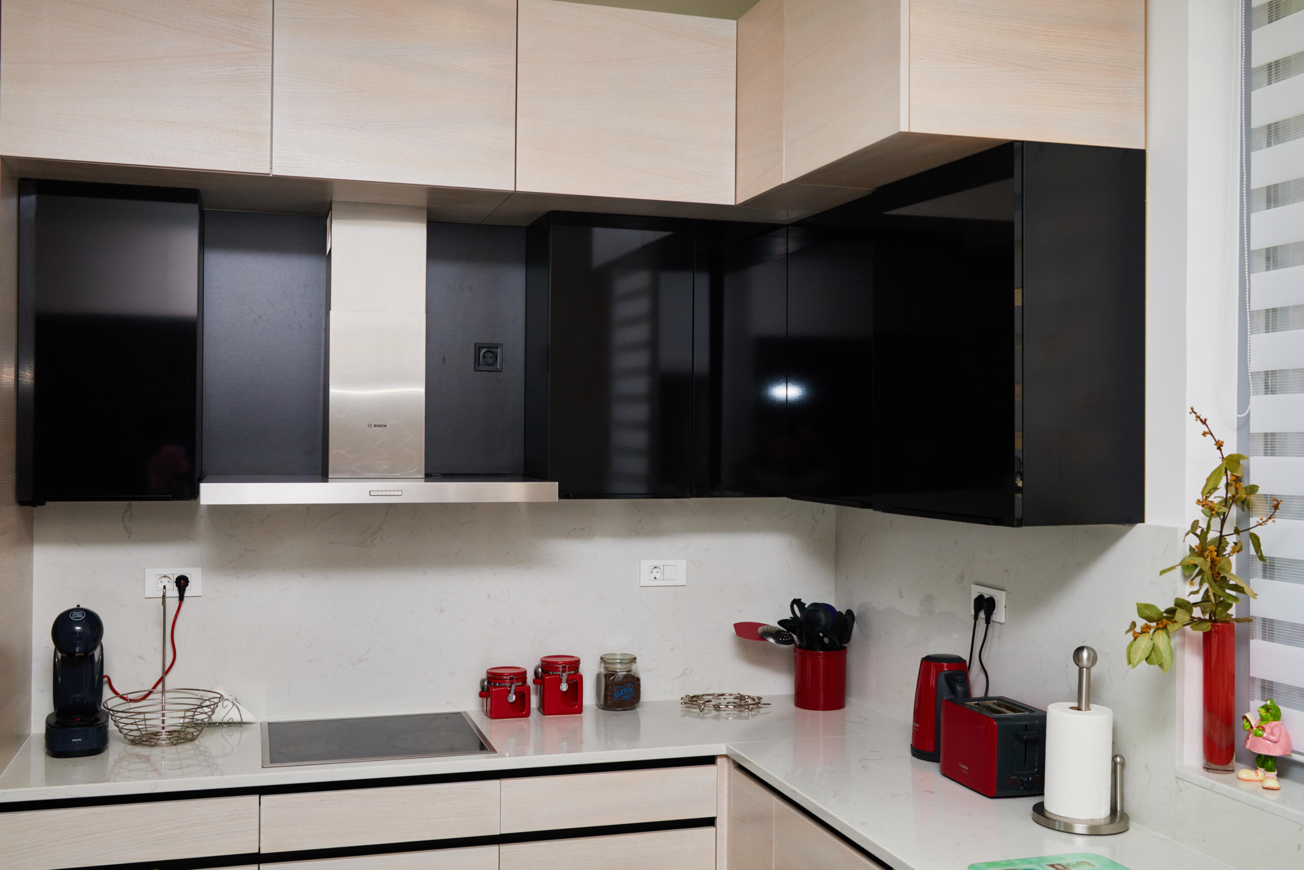 Spacious house in Kumbor with a total area of 335 m²