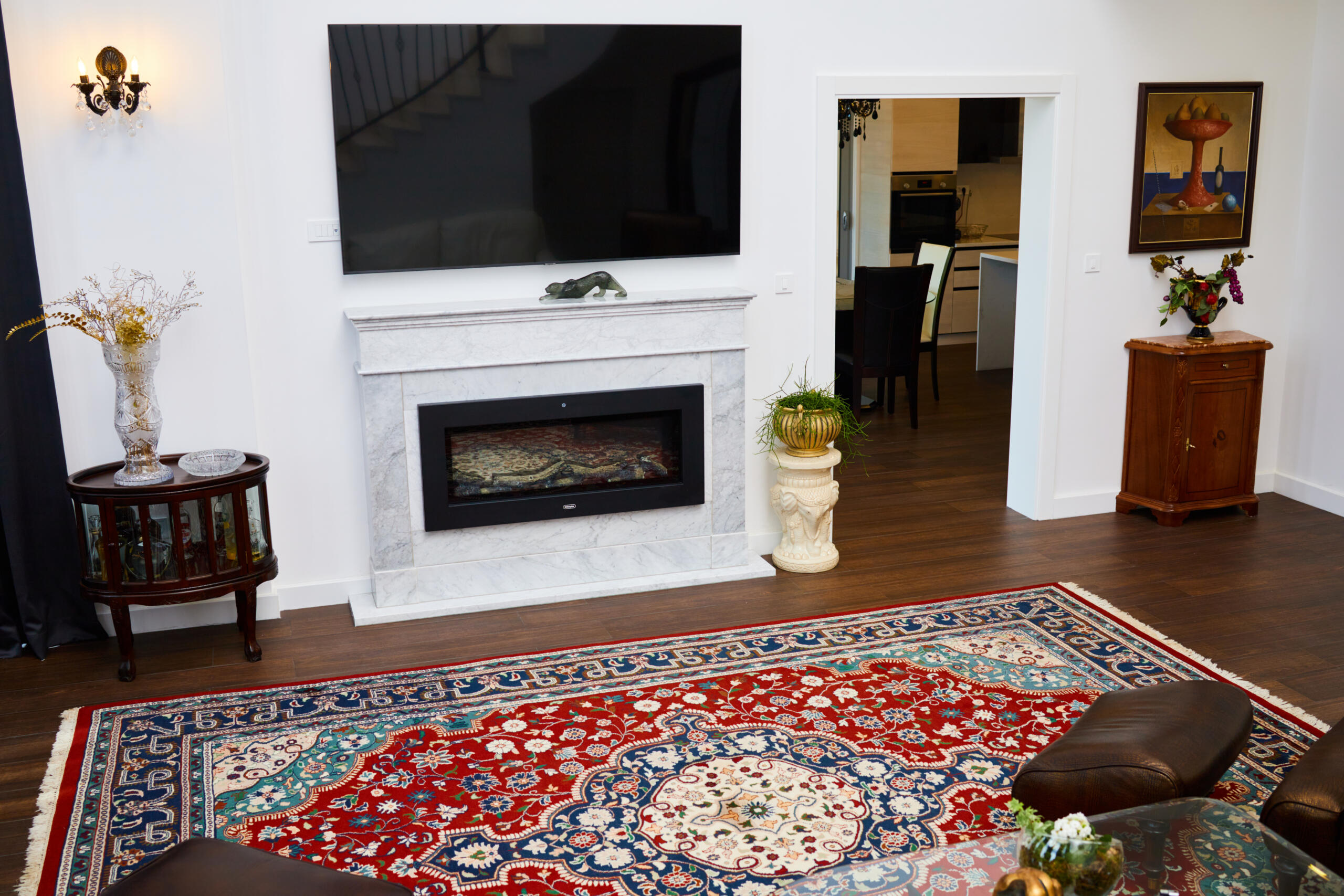 Spacious house in Kumbor with a total area of 335 m²