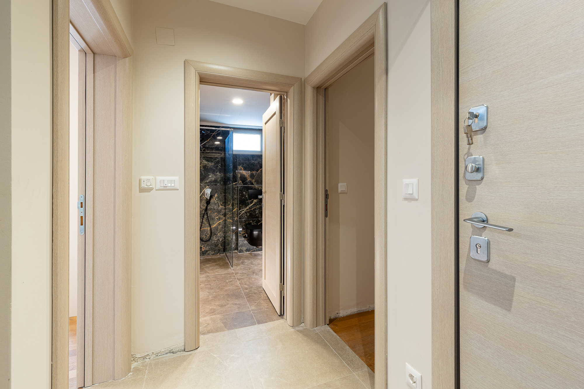 Modern Two-Bedroom Apartment with Panoramic Sea View — Pržno, 68 m²