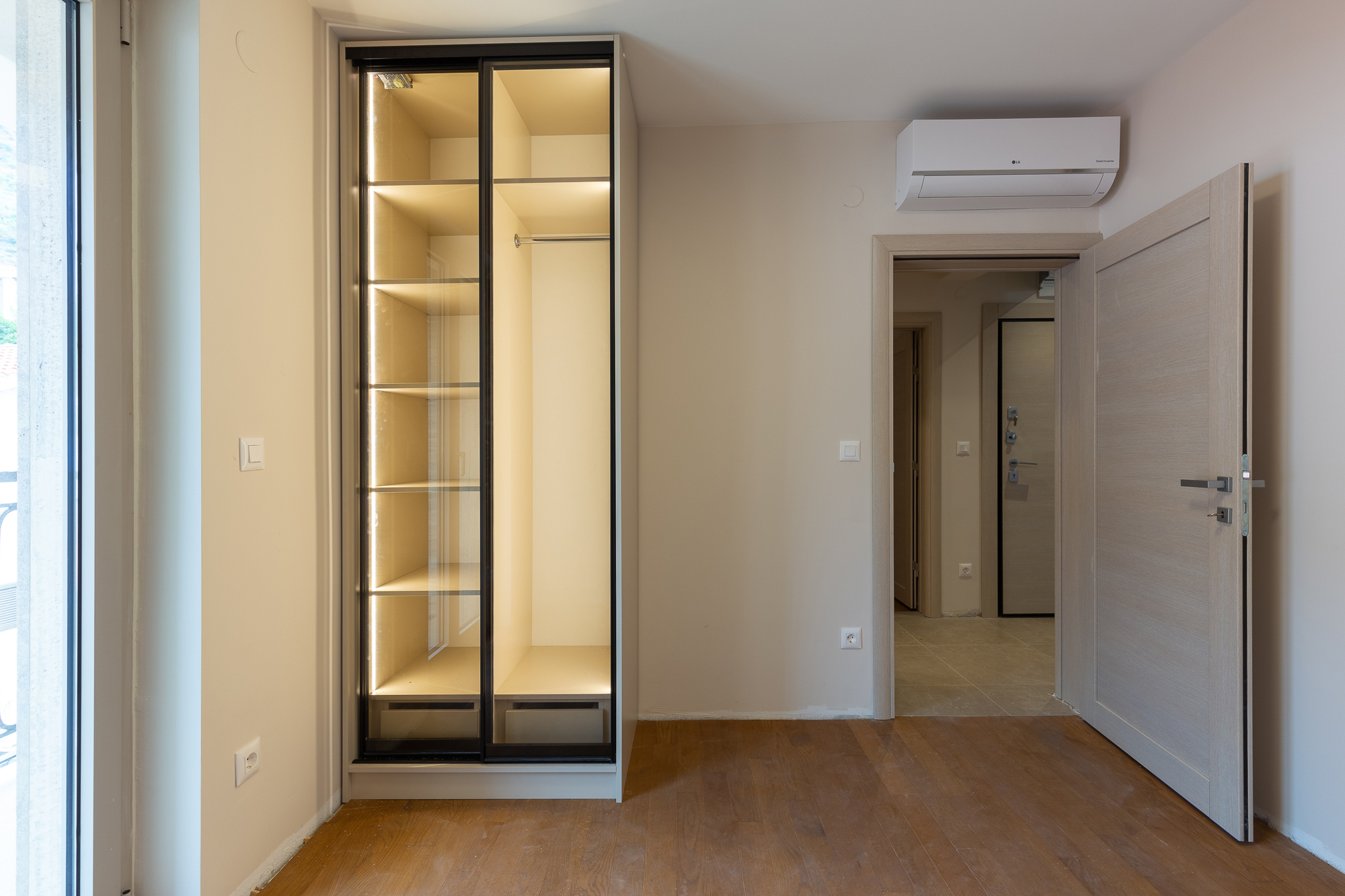 Modern Two-Bedroom Apartment with Panoramic Sea View — Pržno, 68 m²