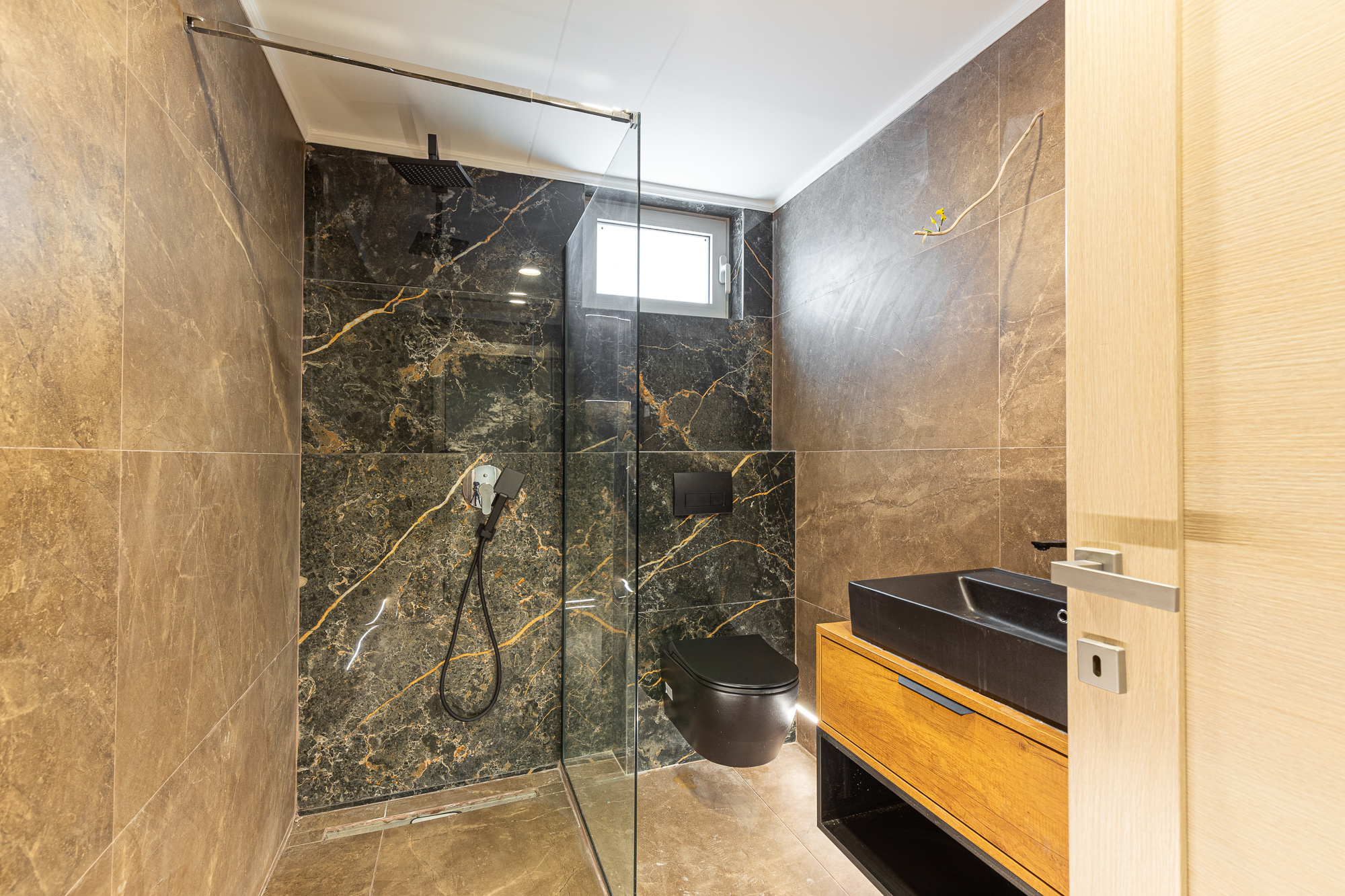 Modern Two-Bedroom Apartment with Panoramic Sea View — Pržno, 68 m²