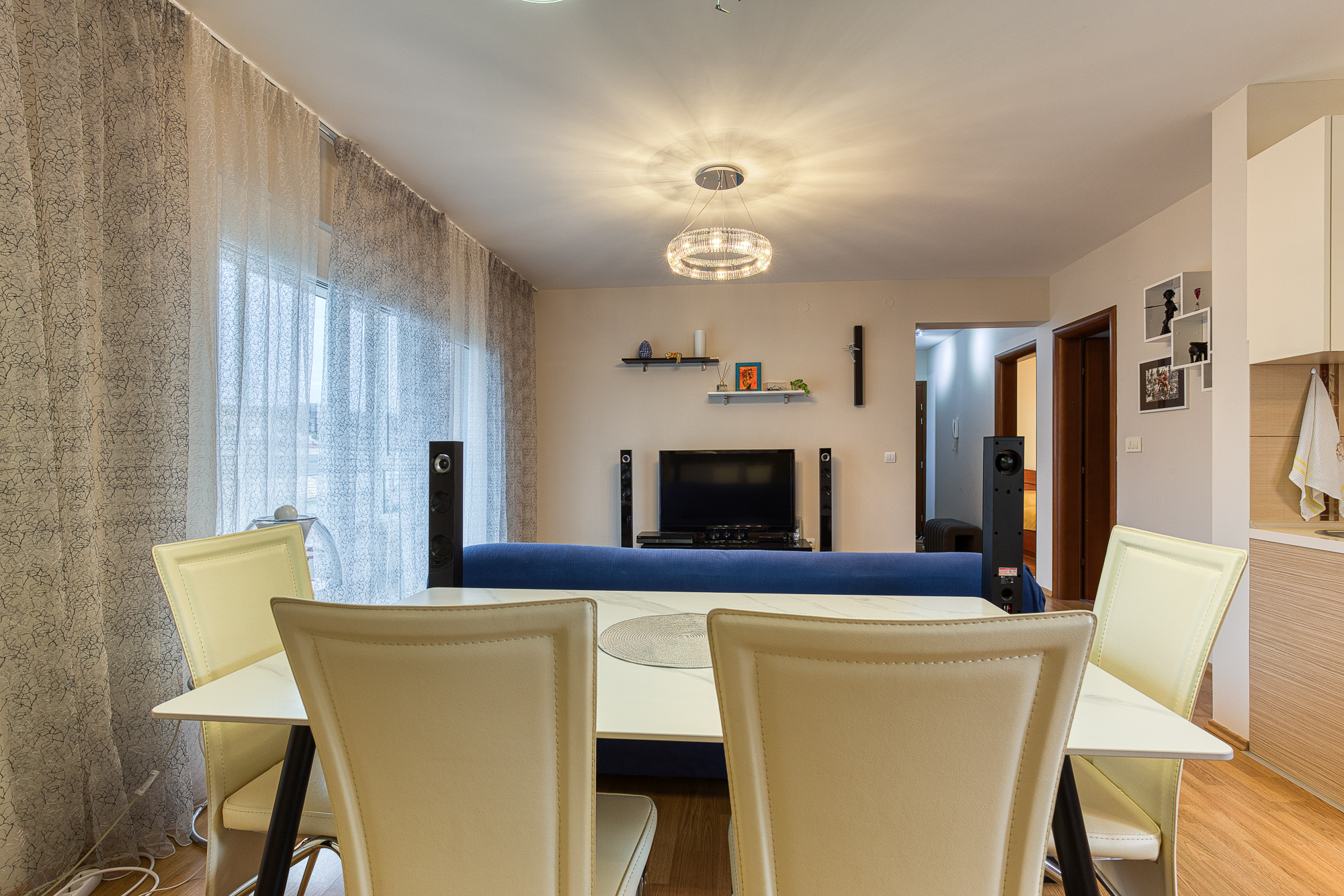 Apartment with 2 bedrooms in Bečići